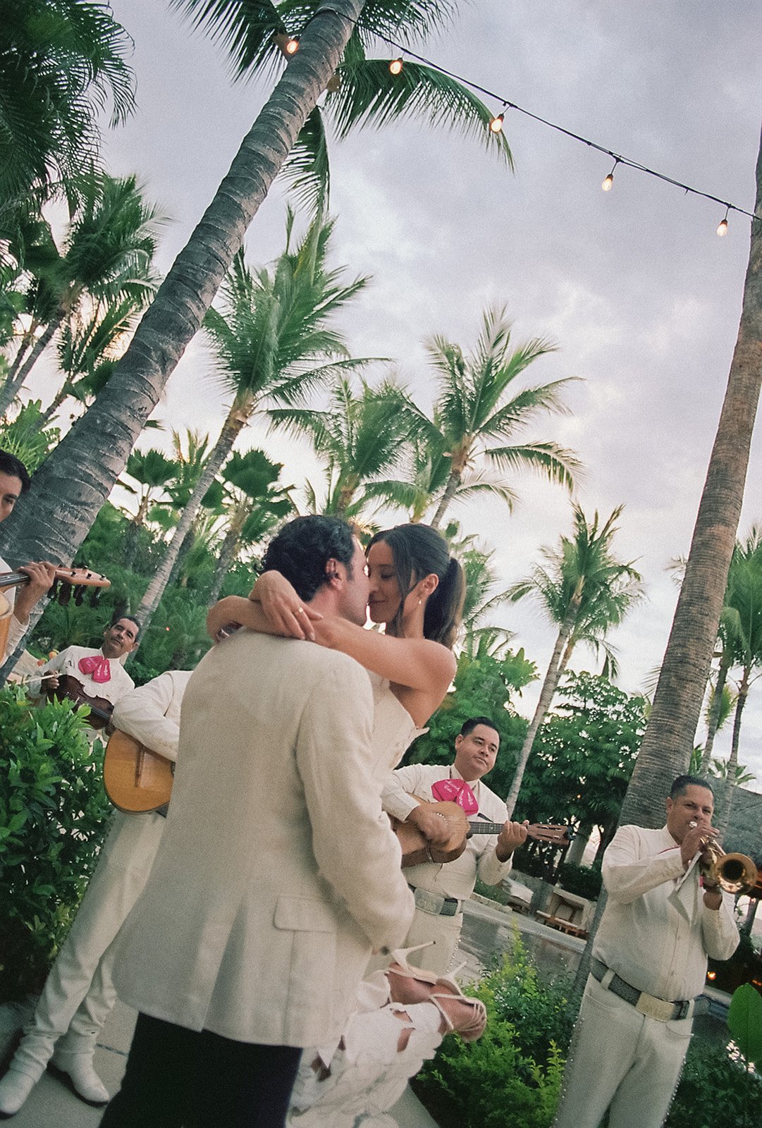 mcwphotocinema_jamie&taylor_film-4_websize.jpg
