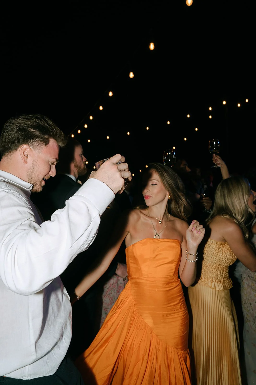 mcwphotocinema_Ashley&Elijah-1023_websize.jpg