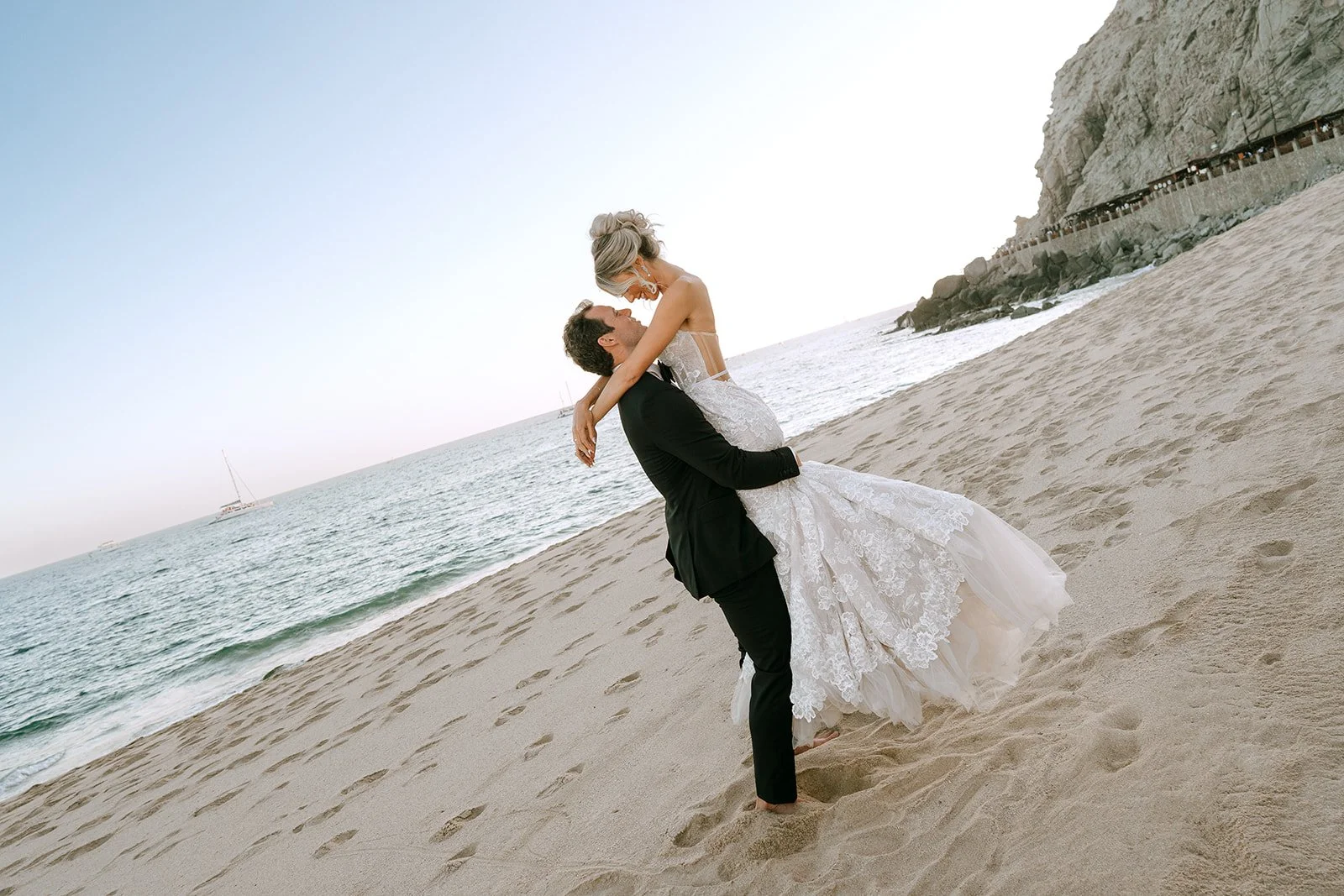 Jake-Bailey-wedding-waldorf-astoria-People-Magazine-Feature13.jpg