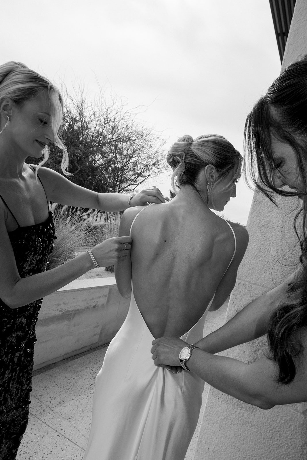 mcwphotocinema_Sabrina&Andrew_SneakPeek-23_websize.jpg