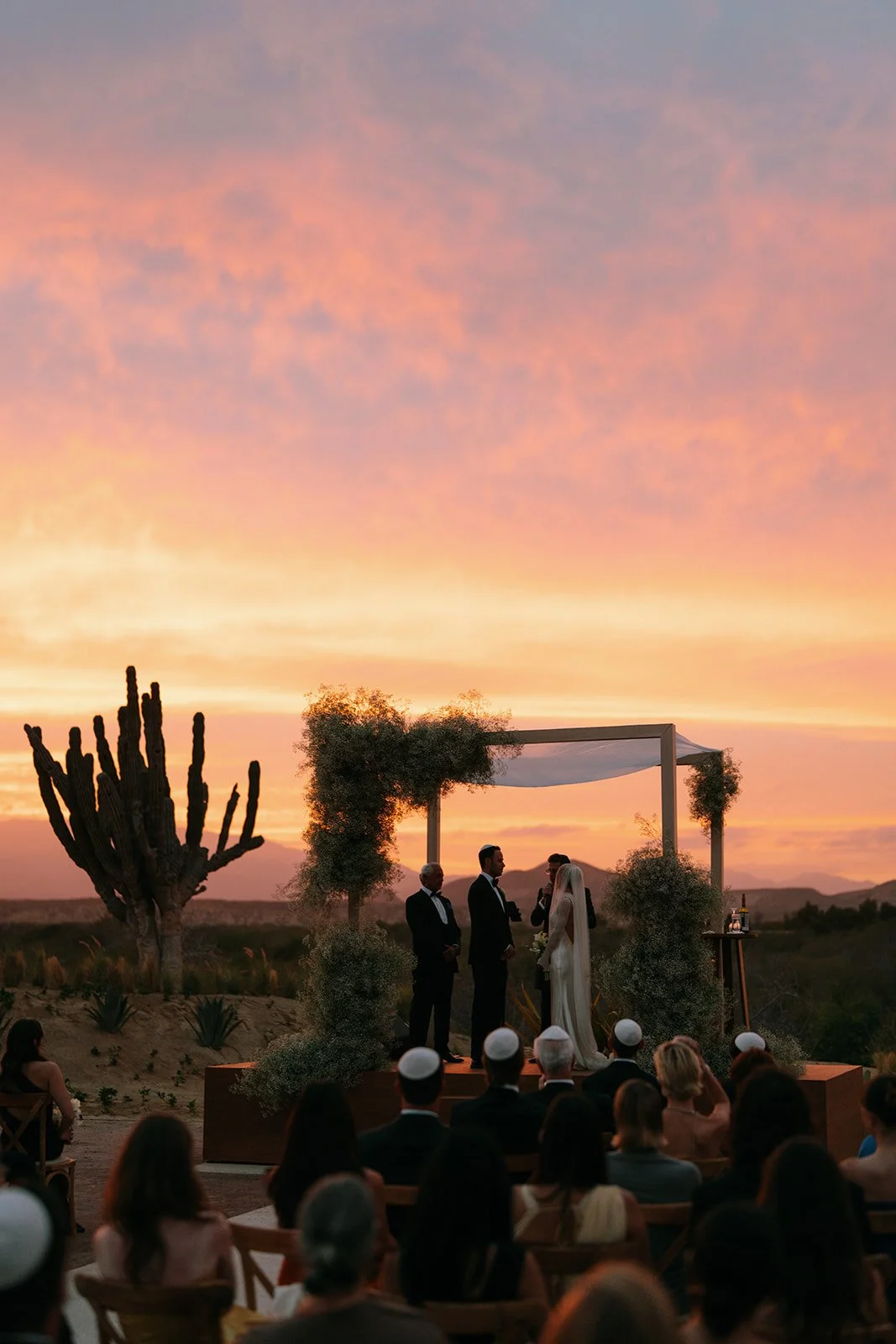 mcwphotocinema_Sabrina&Andrew_SneakPeek-103_websize.jpg