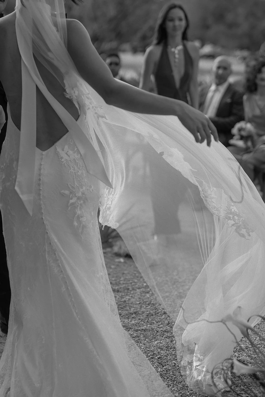 mcwphotocinema_francesca&adan_sneakpeek-44_1_websize.jpg