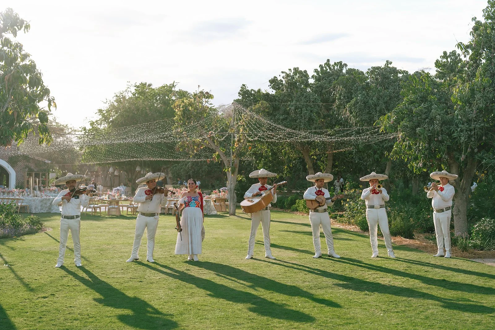 flora-farms-wedding-photography-vogue-mexico-feature40.jpg