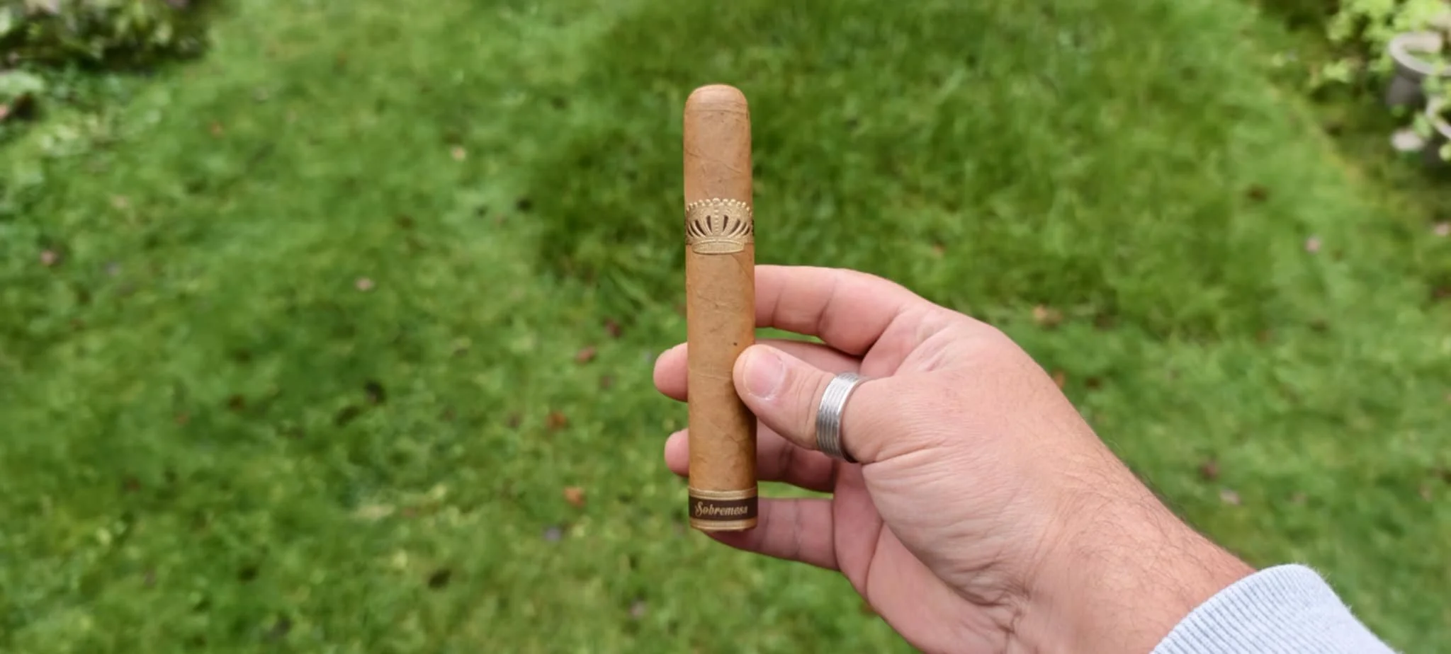 Dunbarton Tobacco &amp; Trust Sobremesa Brûlée Robusto