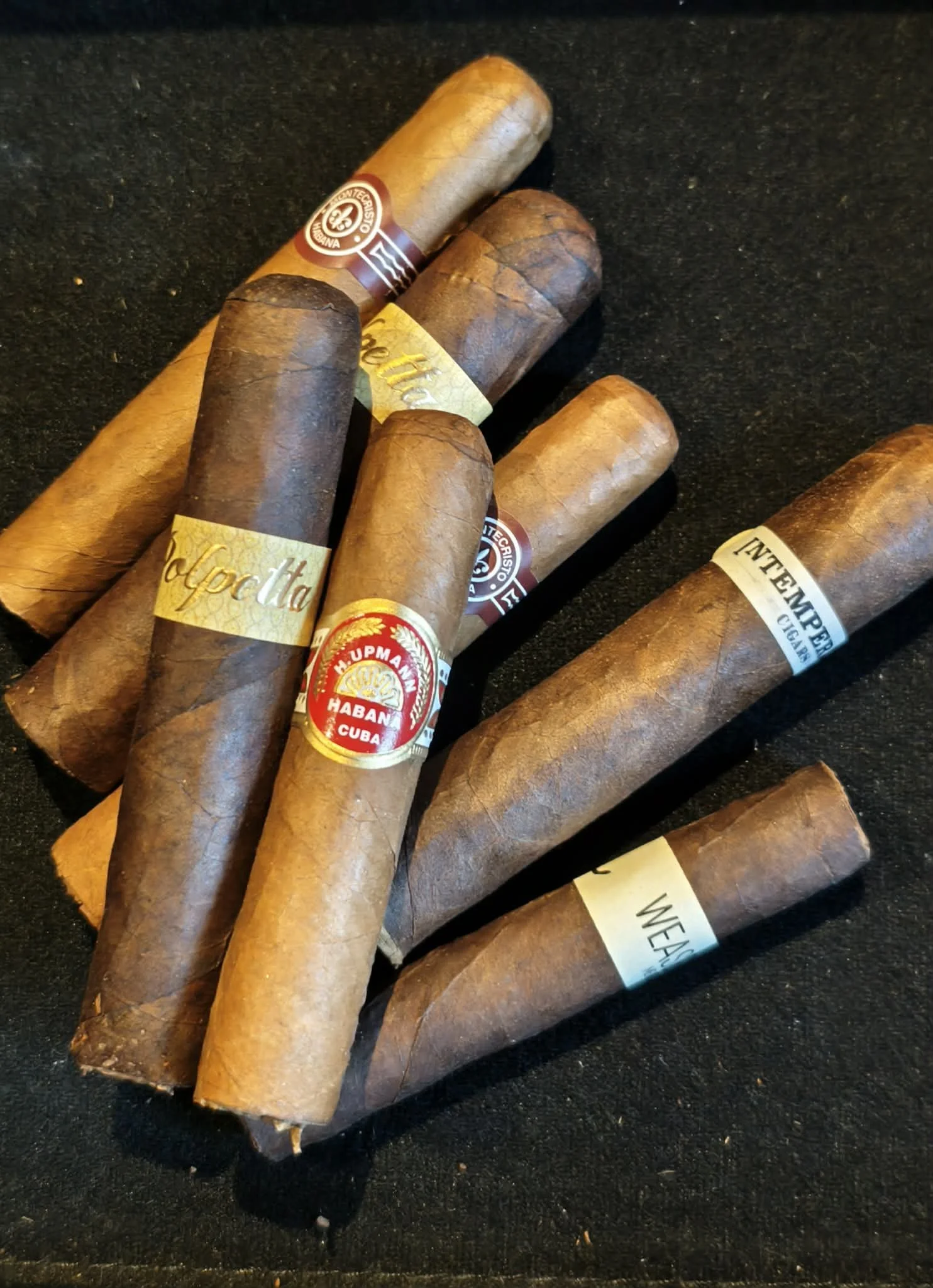 The Rise of Short-Smoke Cigars: When You Don’t Have an Hour