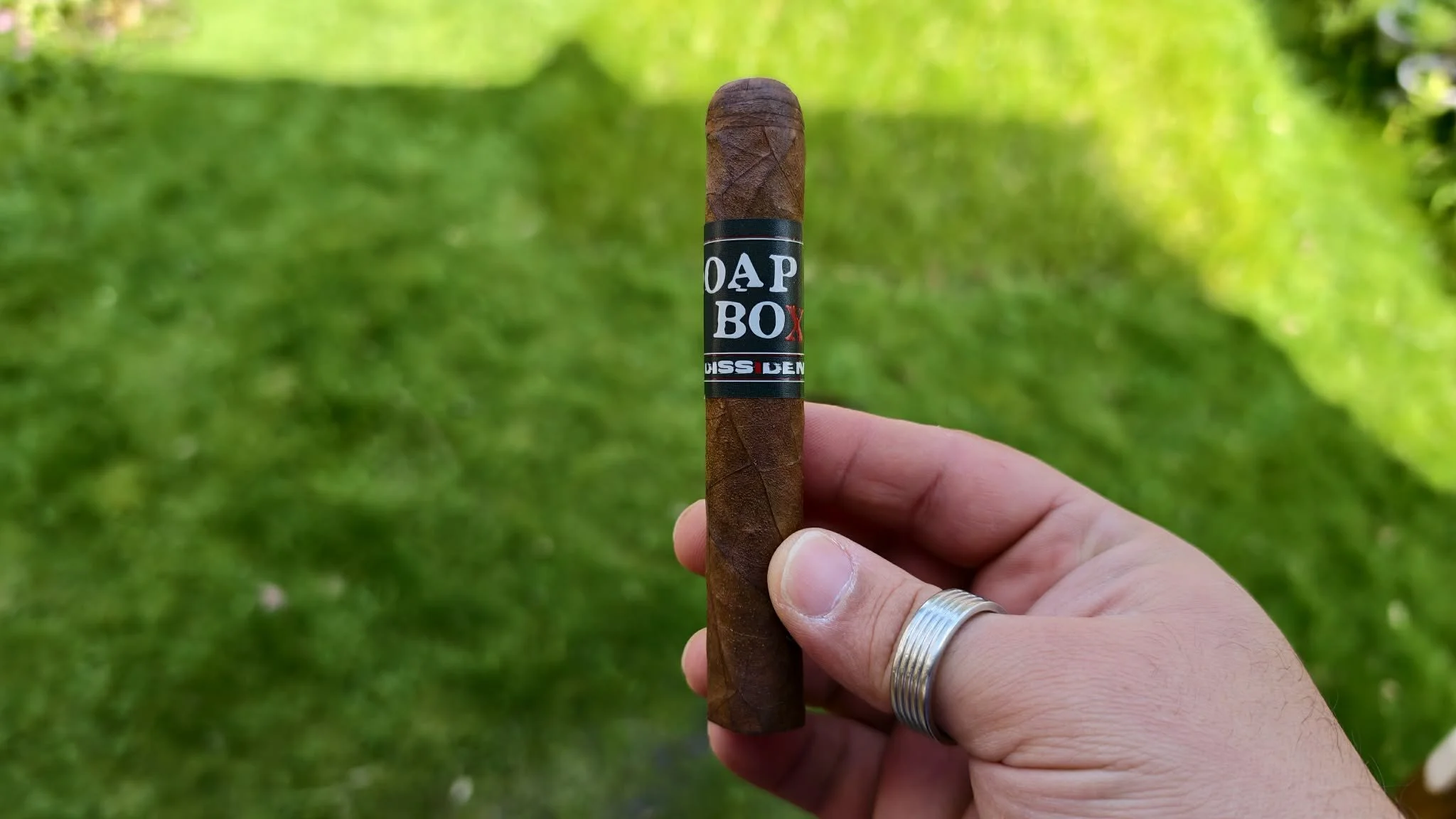 Dissident Soapbox Petite Corona