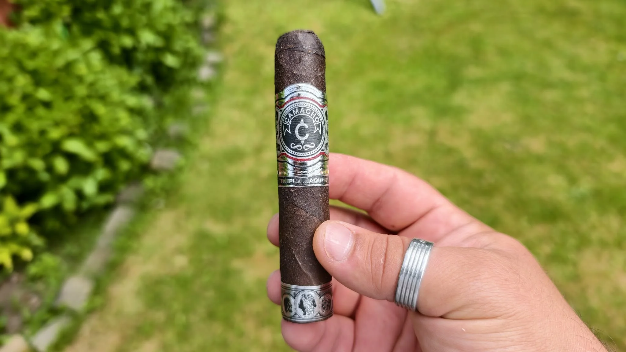 Camacho Triple Maduro Rothschild