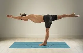 warrior 3 yoga.jpeg