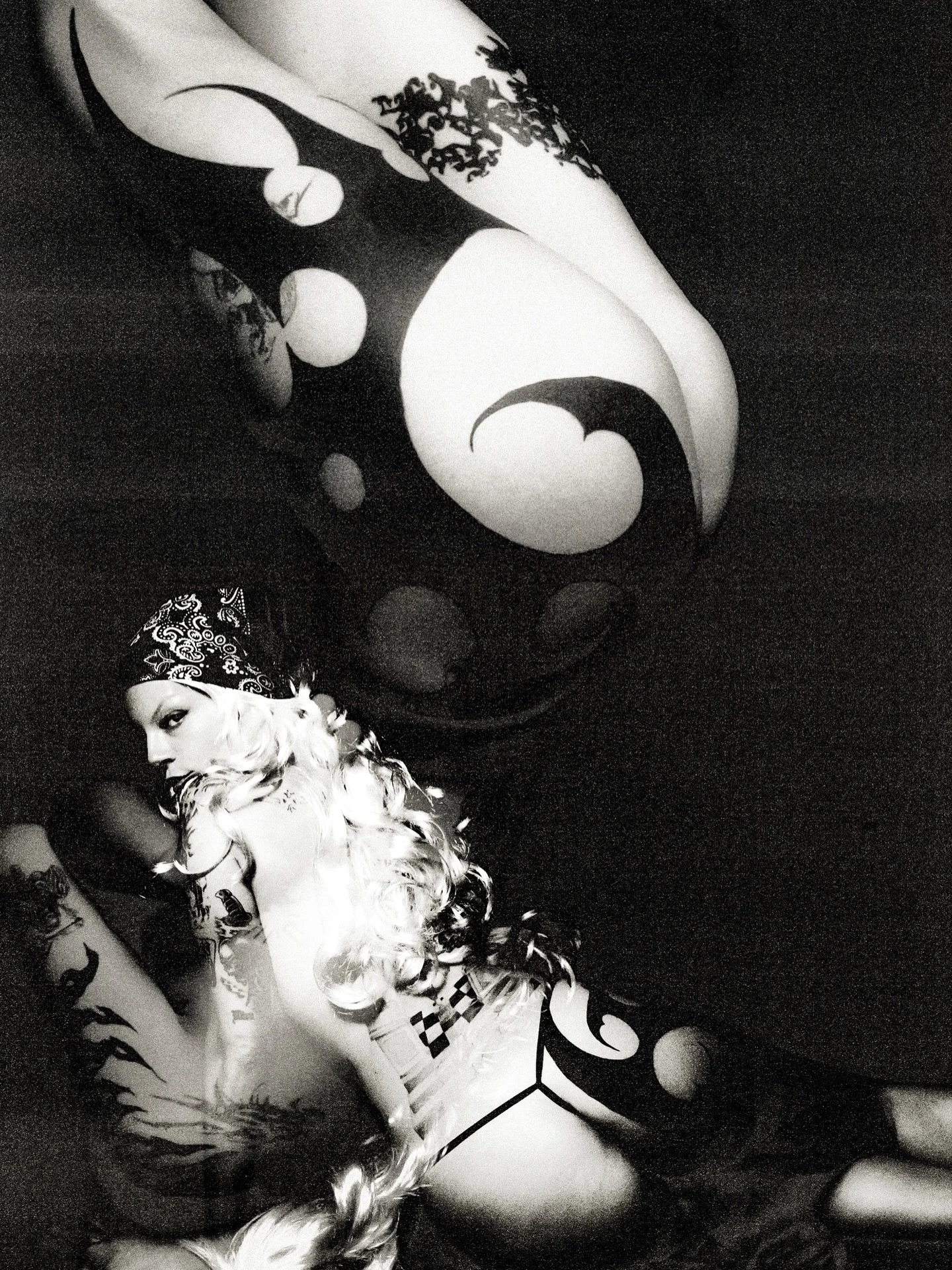 I always loved the girls in tattoo magazines and I was always tall enough to see the top shelf. Camera - @natashaaustrich, wig - Party City Clearance, tattoos - by the great and many.