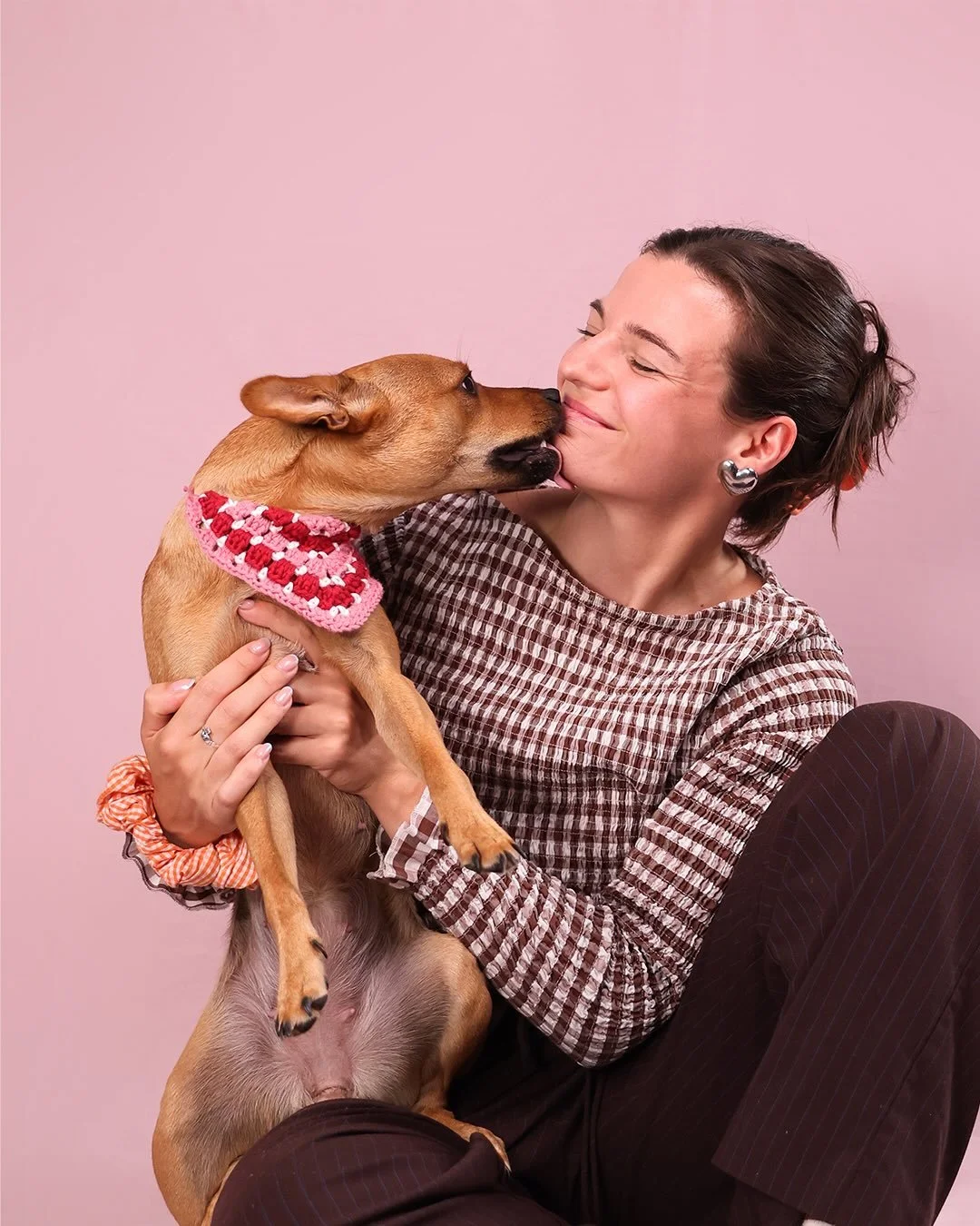 I'm beyond excited to announce that the website is now live! You can order custom pieces or choose from existing designs. We have two styles of dog vests in two adjustable sizes, plus our dog bandana, now available! 🤍

Shop via the link in bio! 

Je