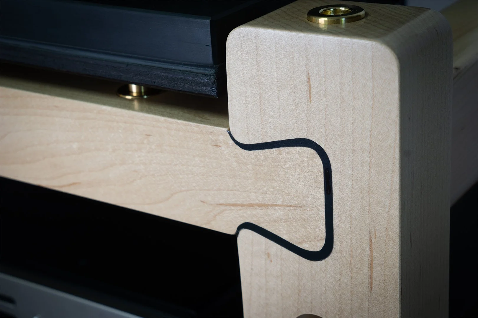 MW Stands dovetail joint detail.jpg