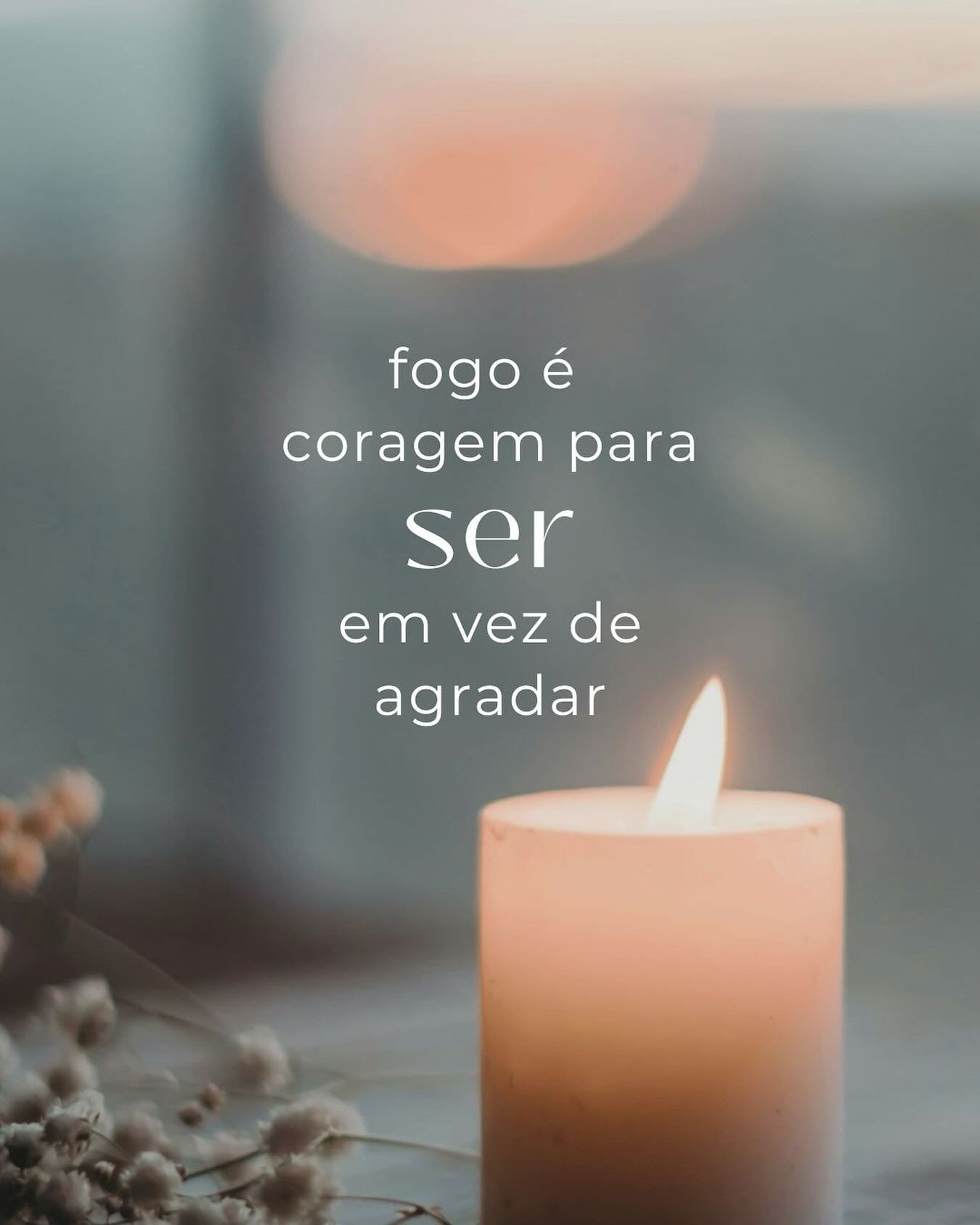 O elemento mais reprimido, e talvez o mais dif&iacute;cil de equilibrar para que nos possa servir, sem ferir nem destruir.

Fogo &eacute; energia, vitalidade e paix&atilde;o. &Eacute; a parte de ti que diz &ldquo;SIM!&rdquo; com todo o corpo. A parte
