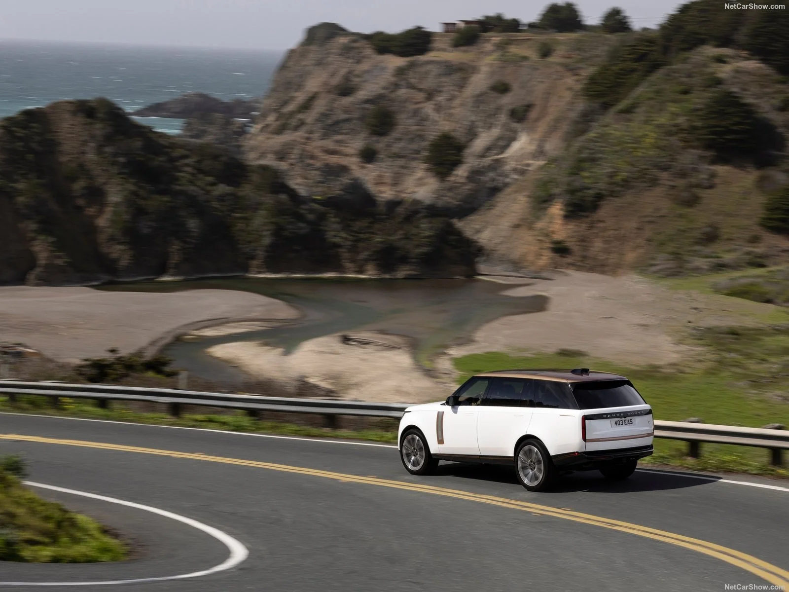 Land_Rover-Range_Rover_SV_Serenity-2022-1600-13.jpeg