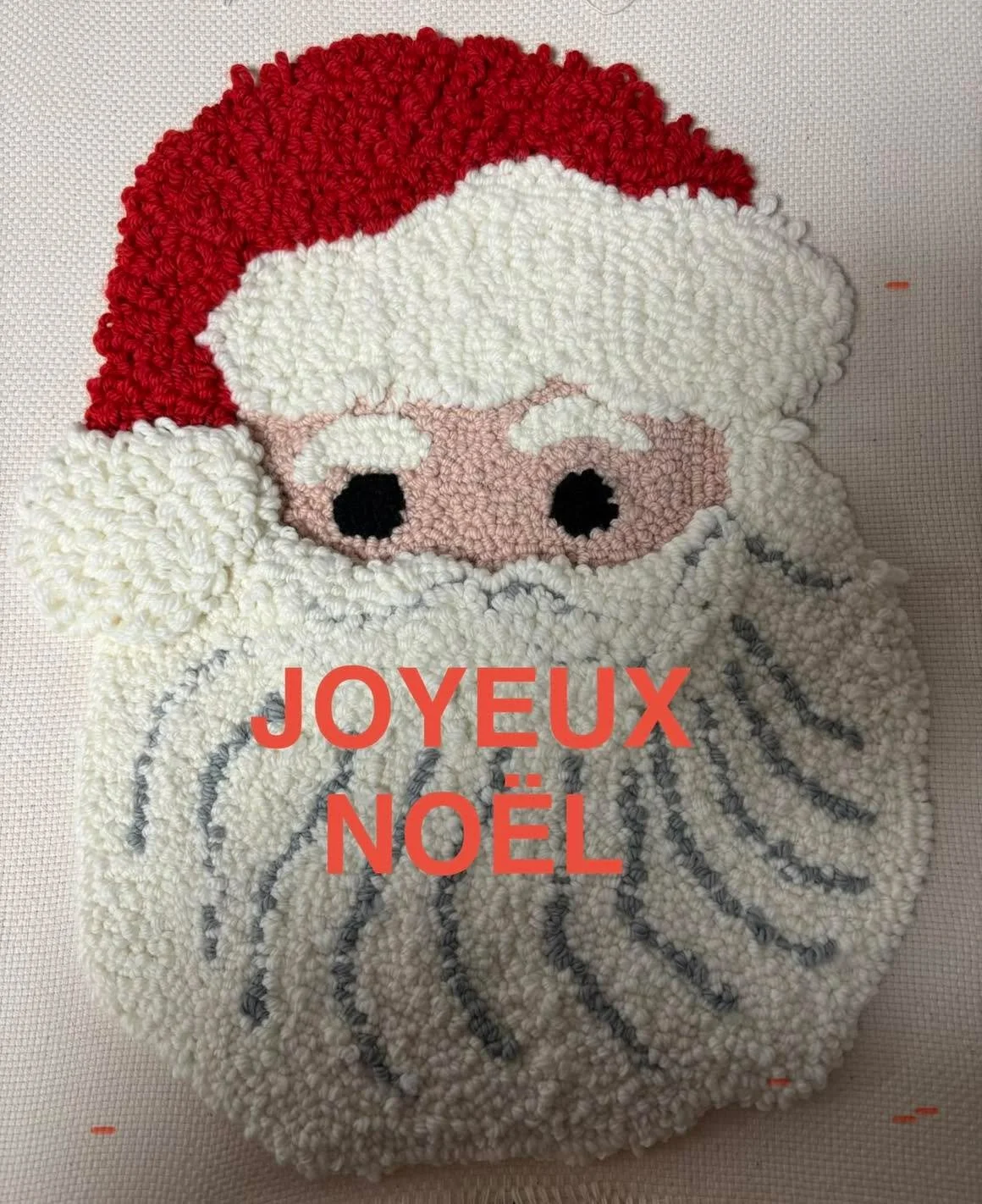 #joyeuxno&euml;l #perenoel #punchneedle #kitricodesign #ricodesign #nouvelleactivit&eacute; #plusduntourdanssonsac
#objat 
&laquo; La petite boutique maline &raquo;  vous souhaite un tr&egrave;s joyeux No&euml;l 🎶🎄et en profite pour vous remercier 