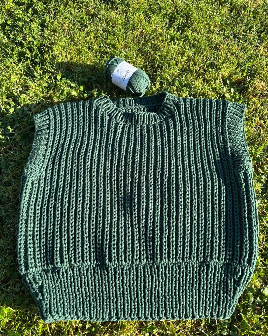 #pullssmanche #nouveau #nouveaucatalogue #pull #coton #pullcoton #fashionjersey #ricodesign #pull&eacute;t&eacute; #pull #printemps #pullprintemps
Coup de c&oelig;ur sur ce mod&egrave;le de chez Ricodesign avec un fil tr&egrave;s facile &agrave; trav