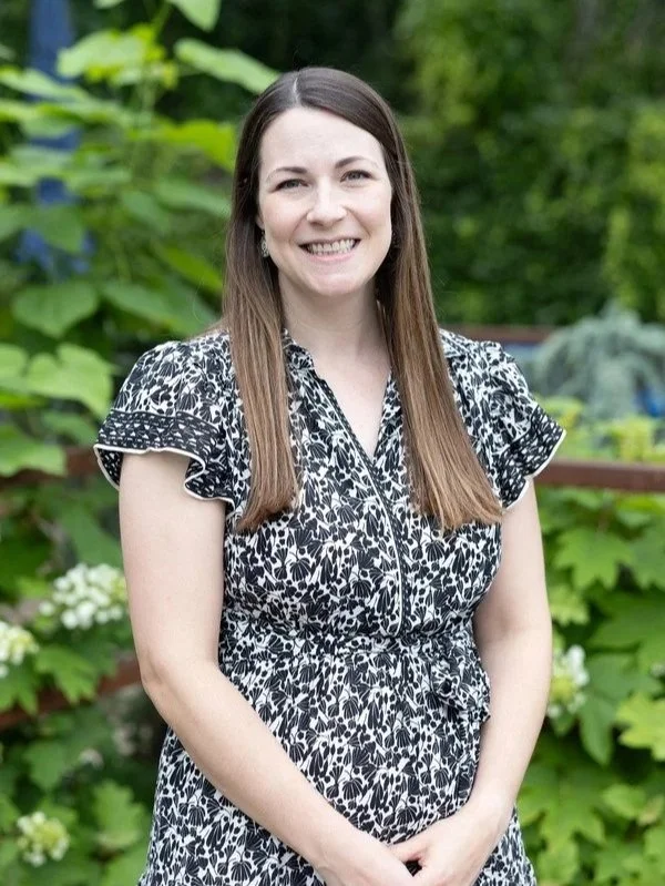 Michele a mental health therapist that provides EMDR and CBT therapy