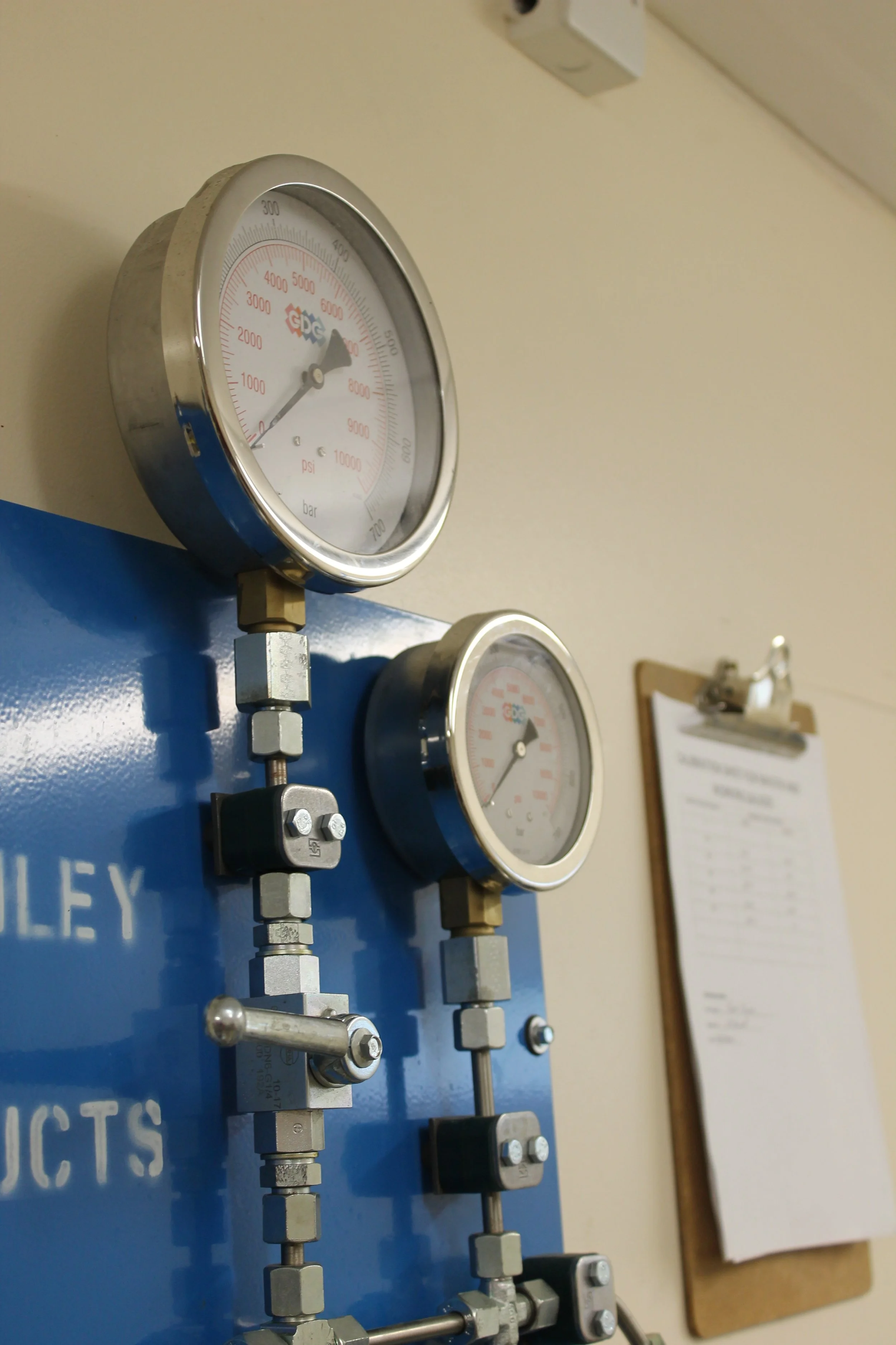 CO₂ Cylinder Requalification: Water Jacket vs Proof Pressure vs Ultrasonic Testing