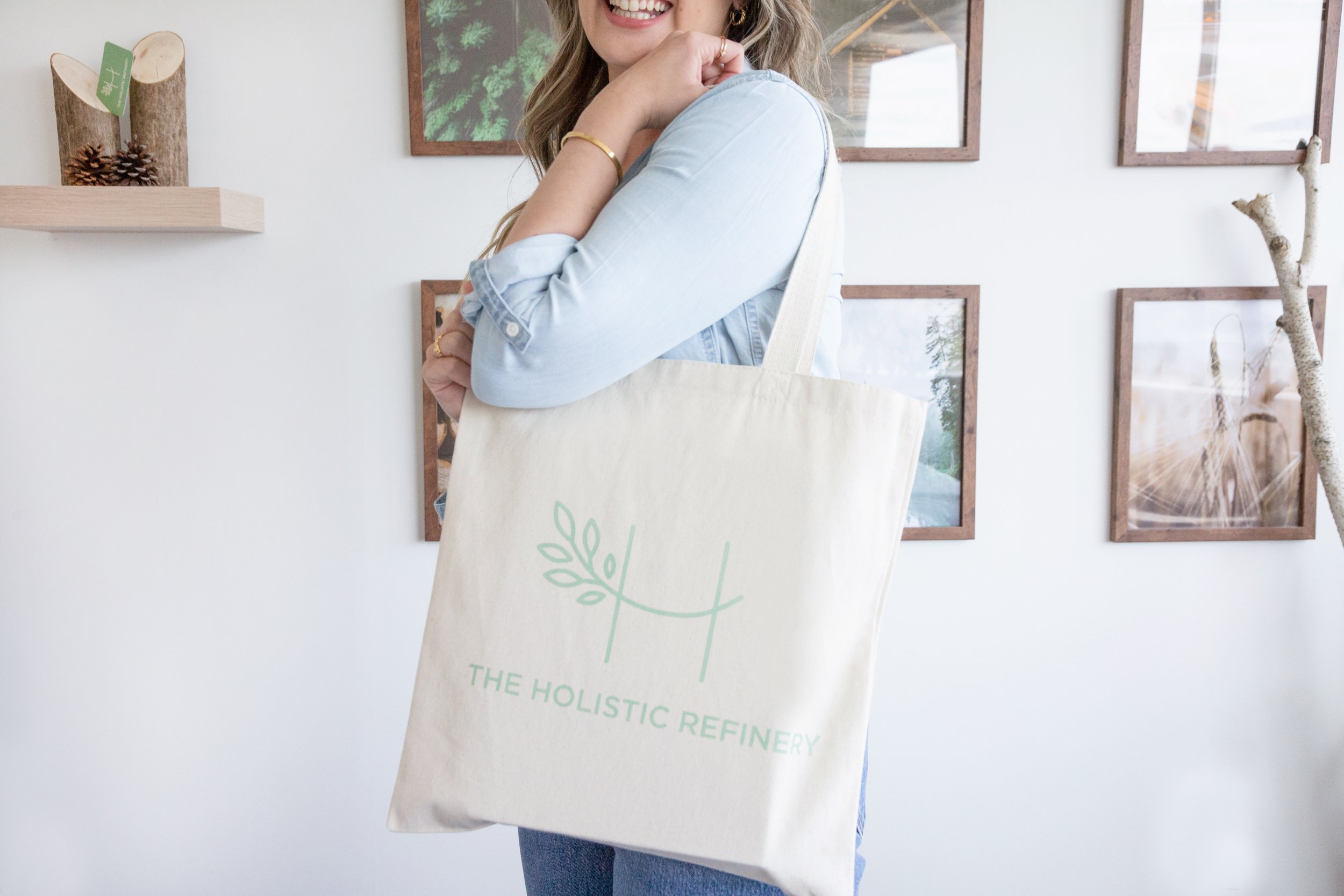 Is Your New Favorite Purse Causing Your Shoulder Pain? | Bloor West Chiropractor Insight