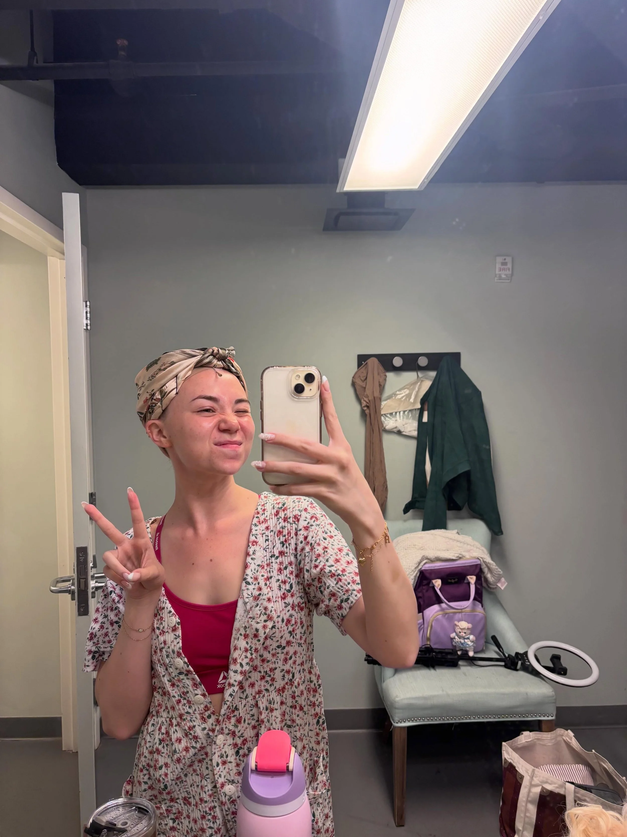 The BTS Joy of Singin&rsquo; in the Rain☔️🌟
#singingintherain☔️ #waynetheatre #actorlife🎭