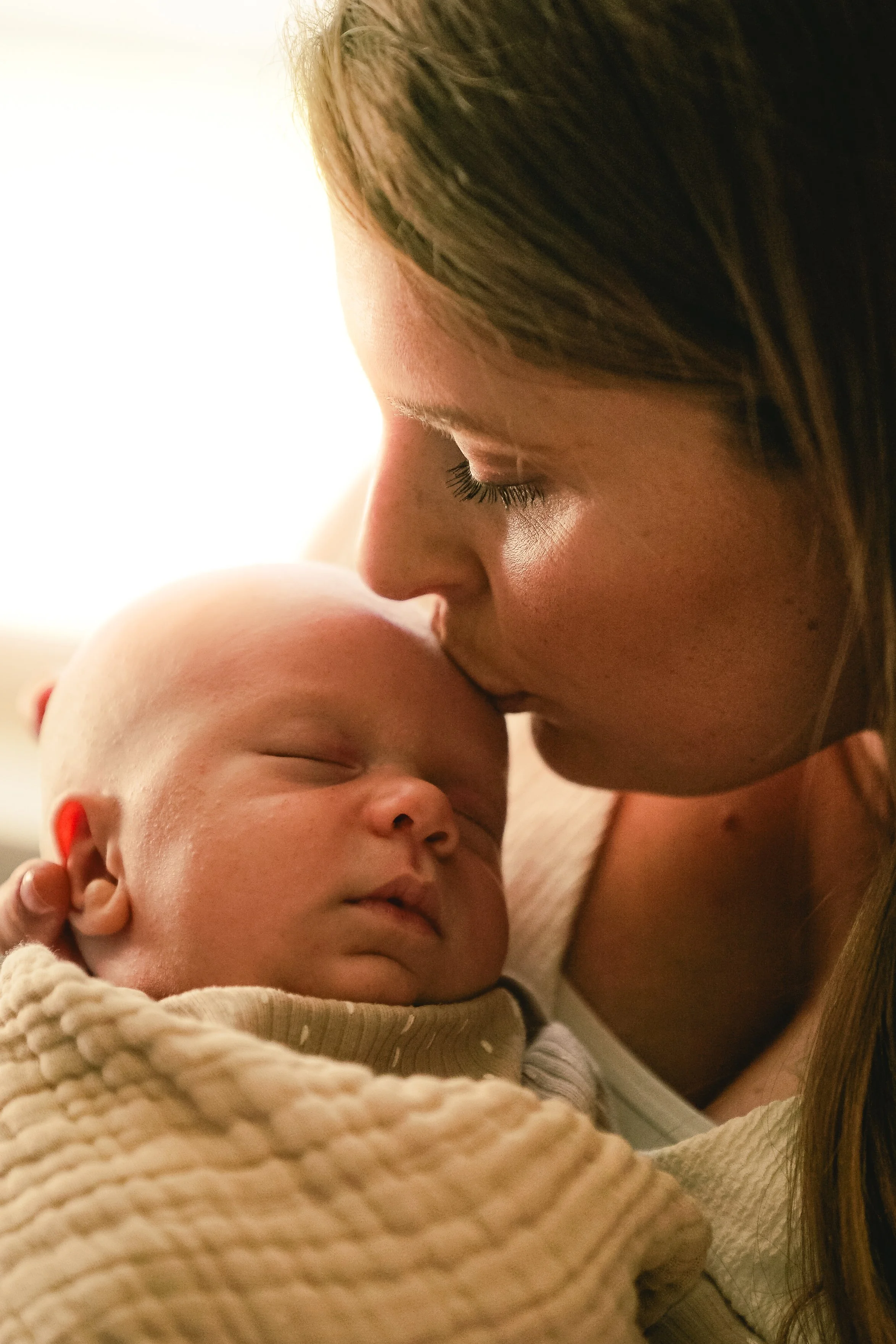 Newborn and motherhood photography - WYRE Imagery Twin Falls Boise Idaho - Filer - Summer - July