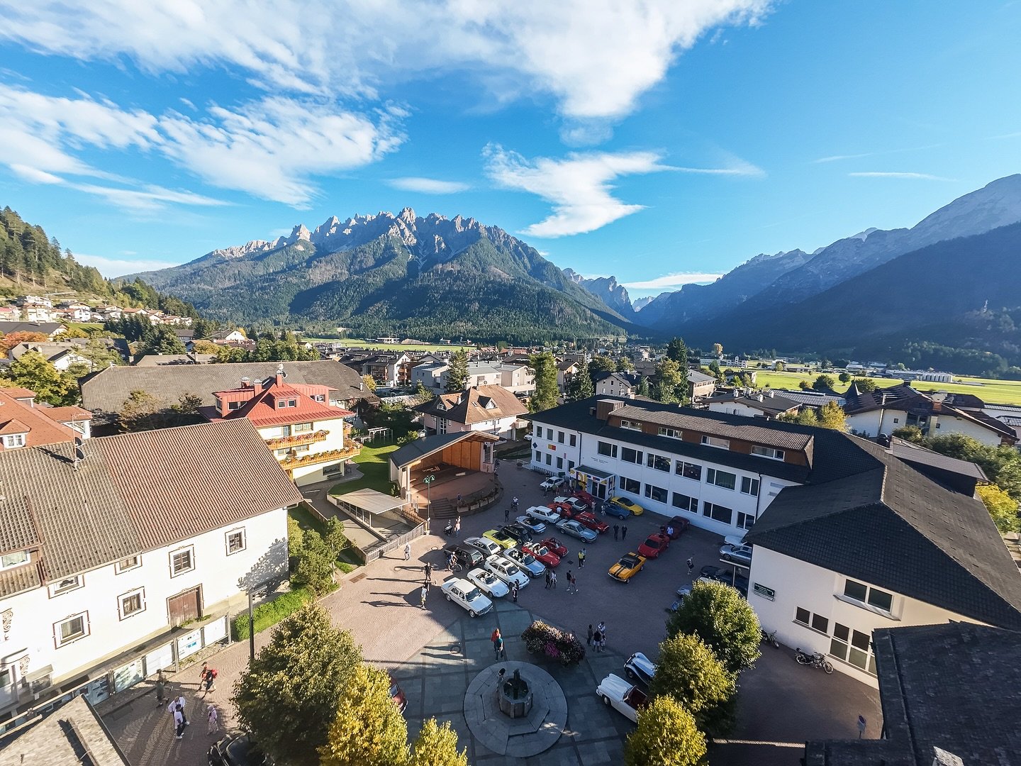 Classic engines roaring, alpine beauty unfolding &mdash; the 3 Zinnen Oldtimer Rallye is where vintage passion meets breathtaking landscapes. 🏔️✨
 Over two unforgettable days, we celebrate more than just classic cars and bikes &mdash; we cherish tra