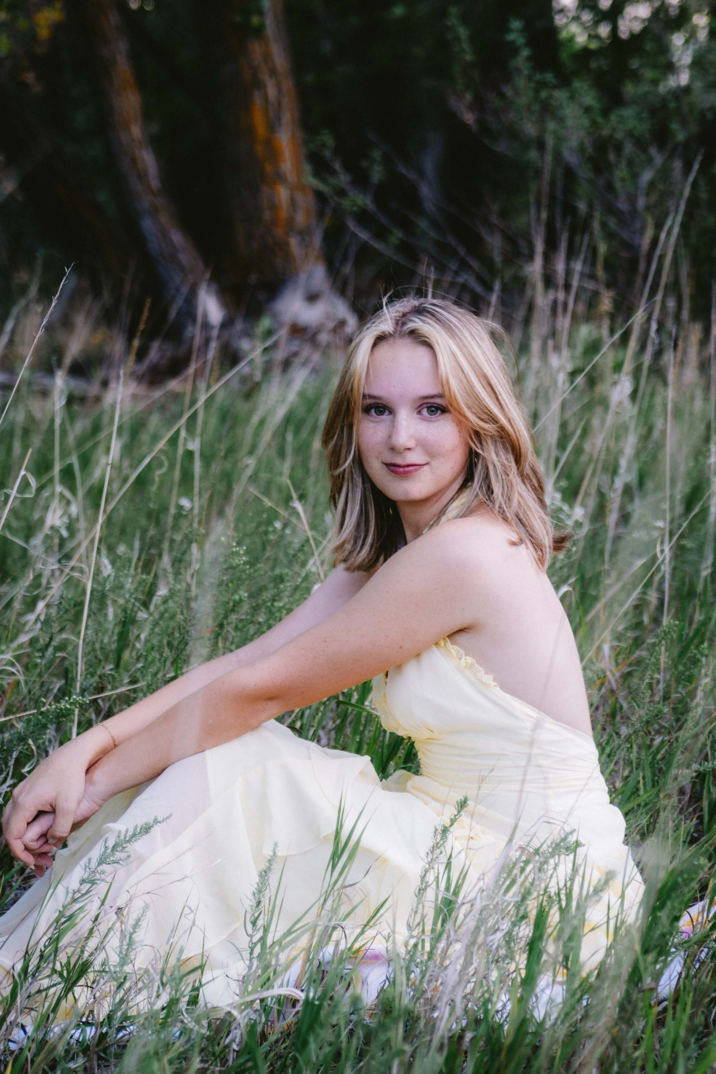 haileypSENIORphotos2026-2431.jpg