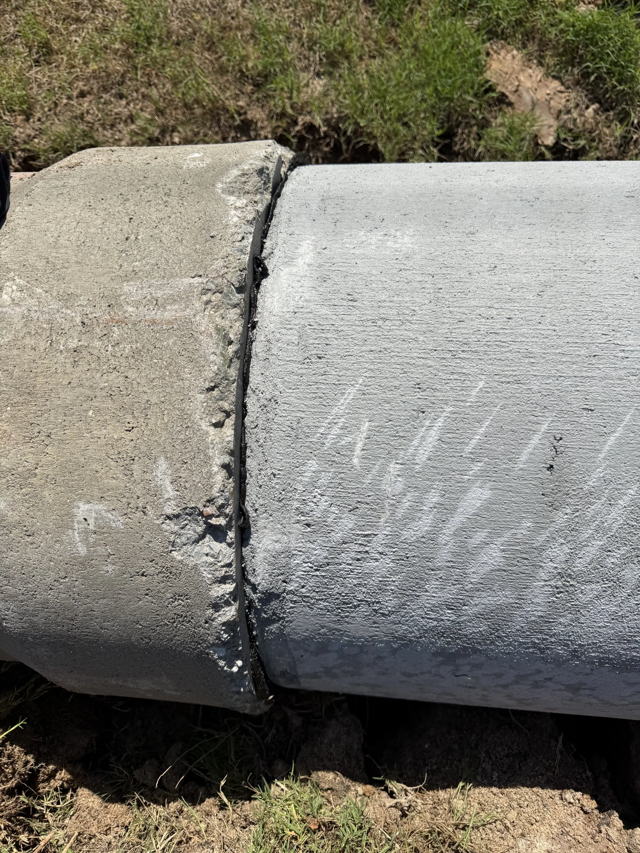 Proper joint connection for concrete pipe