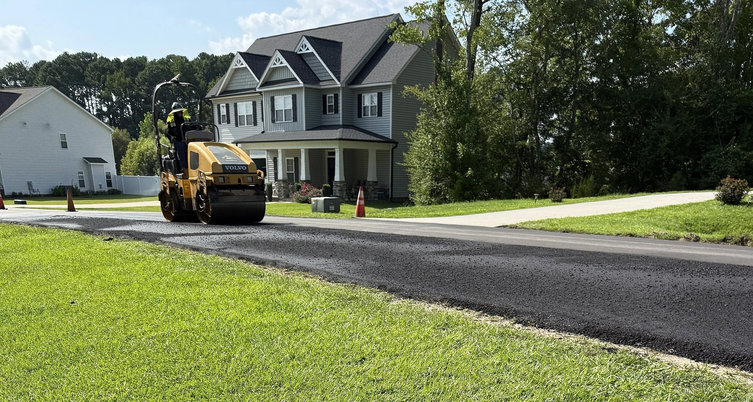 Asphalt Paving Central NC Trangle NC DURHAM RALEIGH CARY WAKE FOREST ROLLESVILLE CLAYTON WENDELL