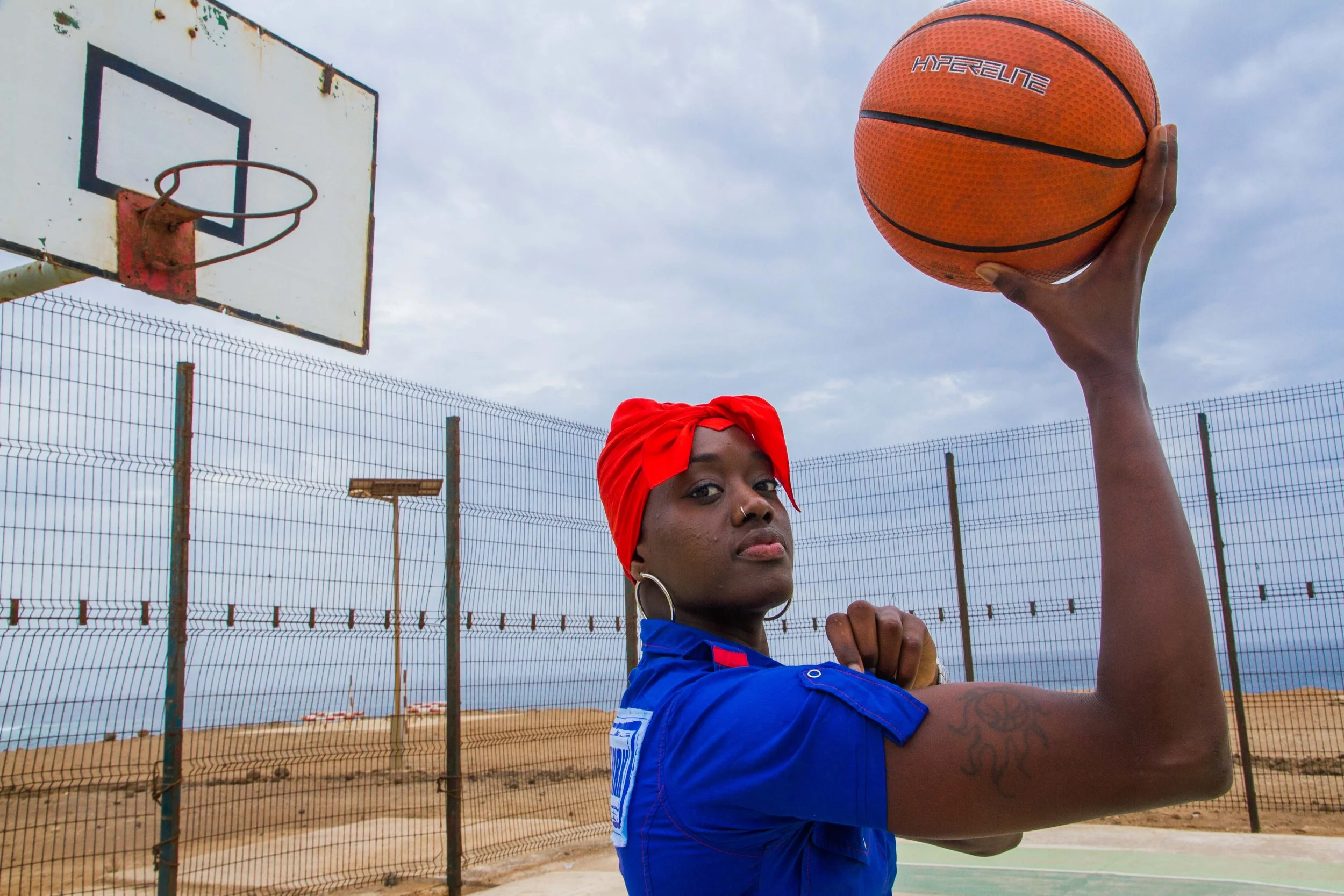 YACINE DIOP_ WOMEN AT WORK.jpg