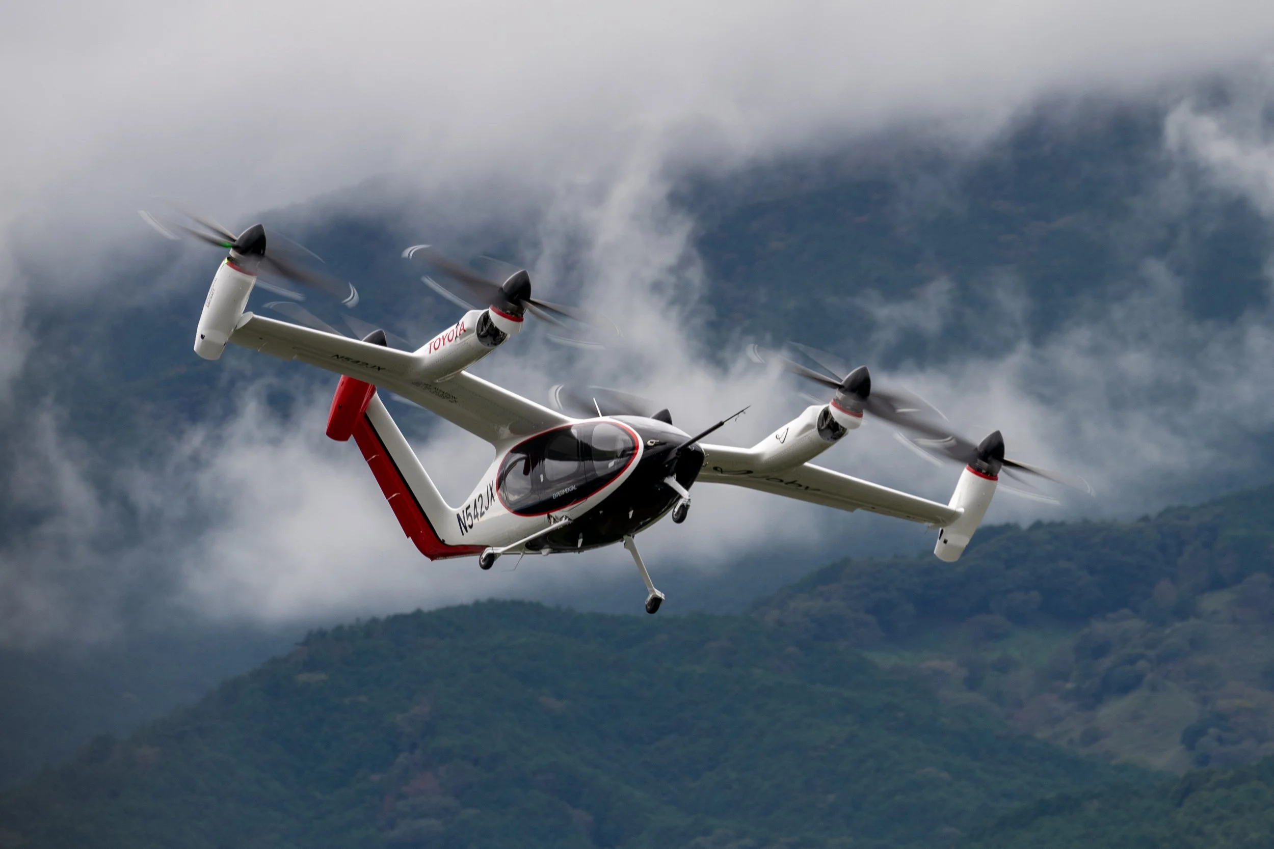 Joby_Aircraft_In-Flight_Japan_Toyota-Livery_04_2024.jpg