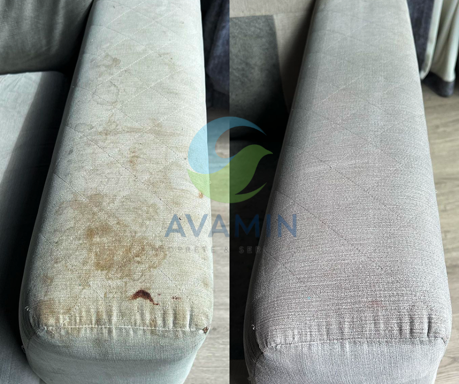 Détail avant après nettoyage de tissu d'ameublement à Orléans 