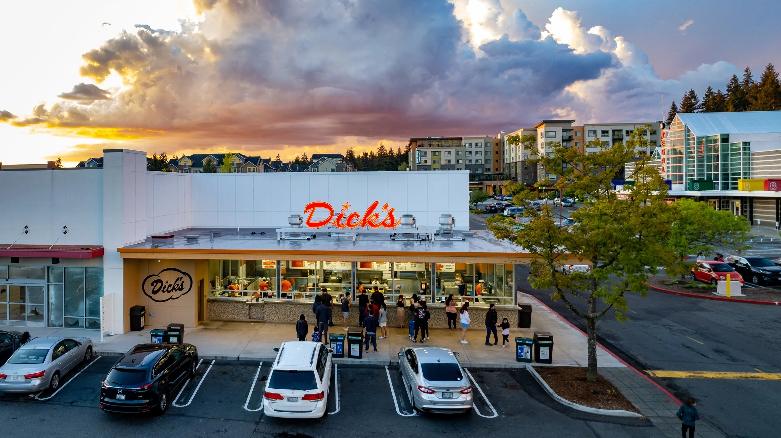 Dick'sBurgers-0064.jpg