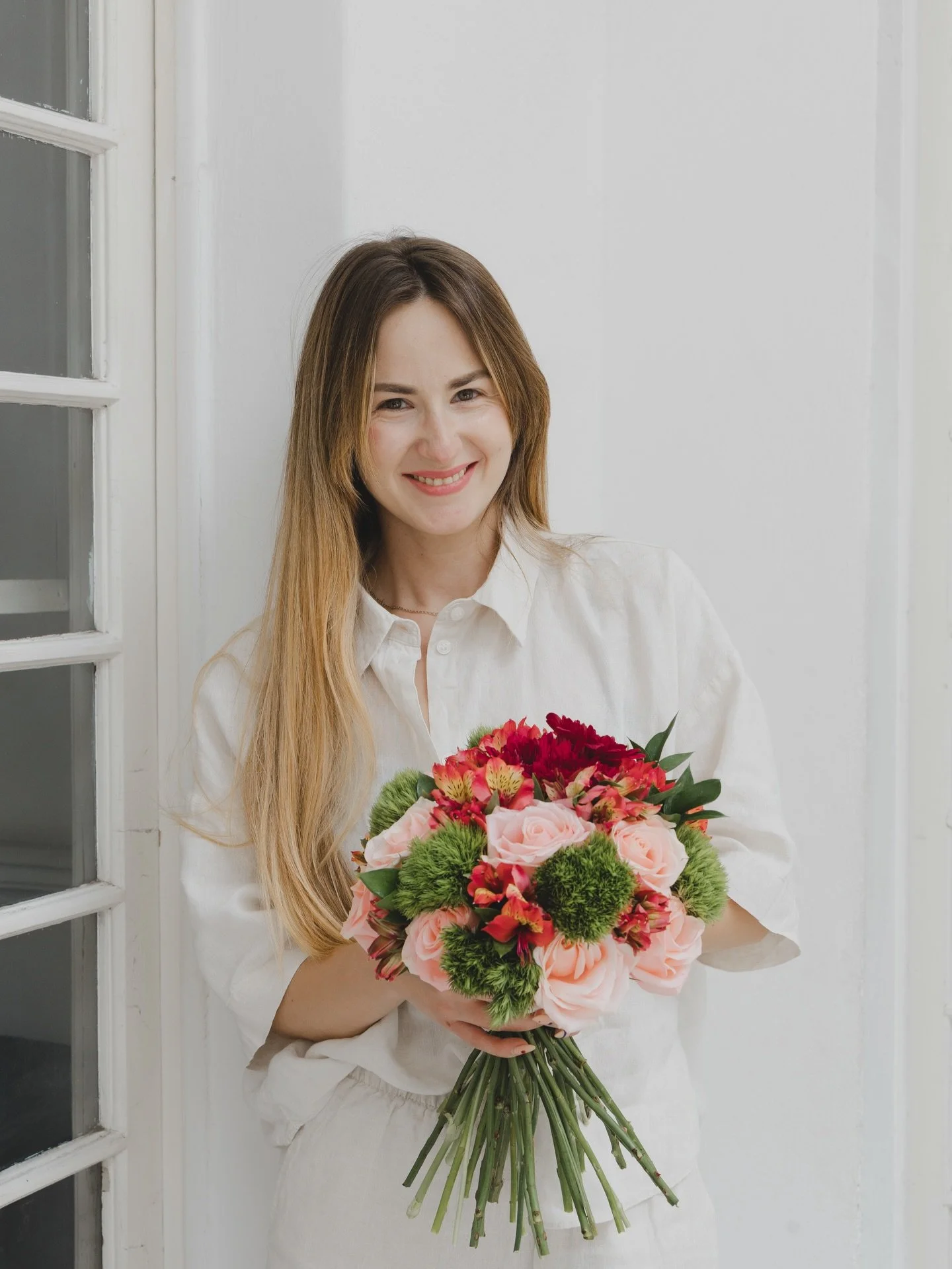 En la primera clase del diplomado vemos t&eacute;cnica de ramo en espiral. 💐