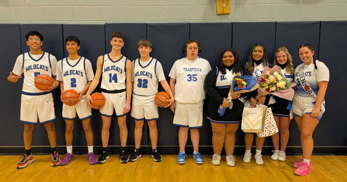Tharptown sweeps Vina on basketball Senior Night