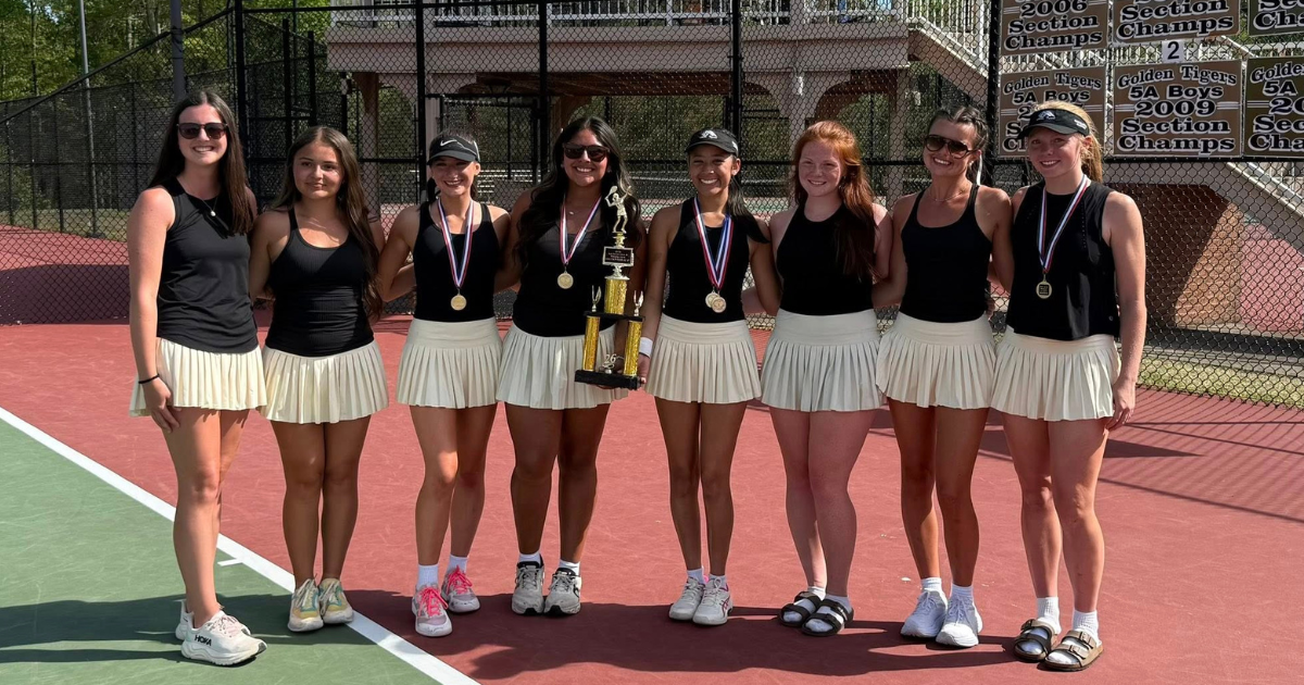 Russellville girls’ tennis team finishes section runner-up, clinches spot in state championship tourney