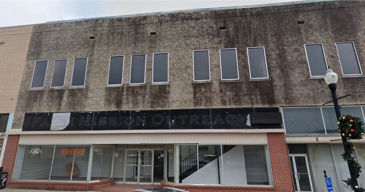 City approves agreement to demolish condemned downtown building