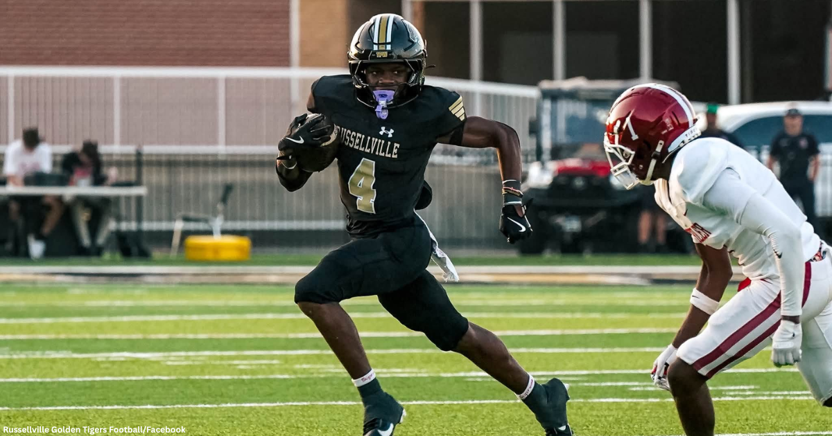Russellville survives late Deshler rally to win 100th meeting 28-27 