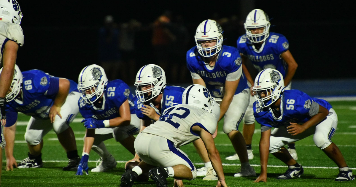Bulldogs break loose in second half, run past Brilliant 47-14