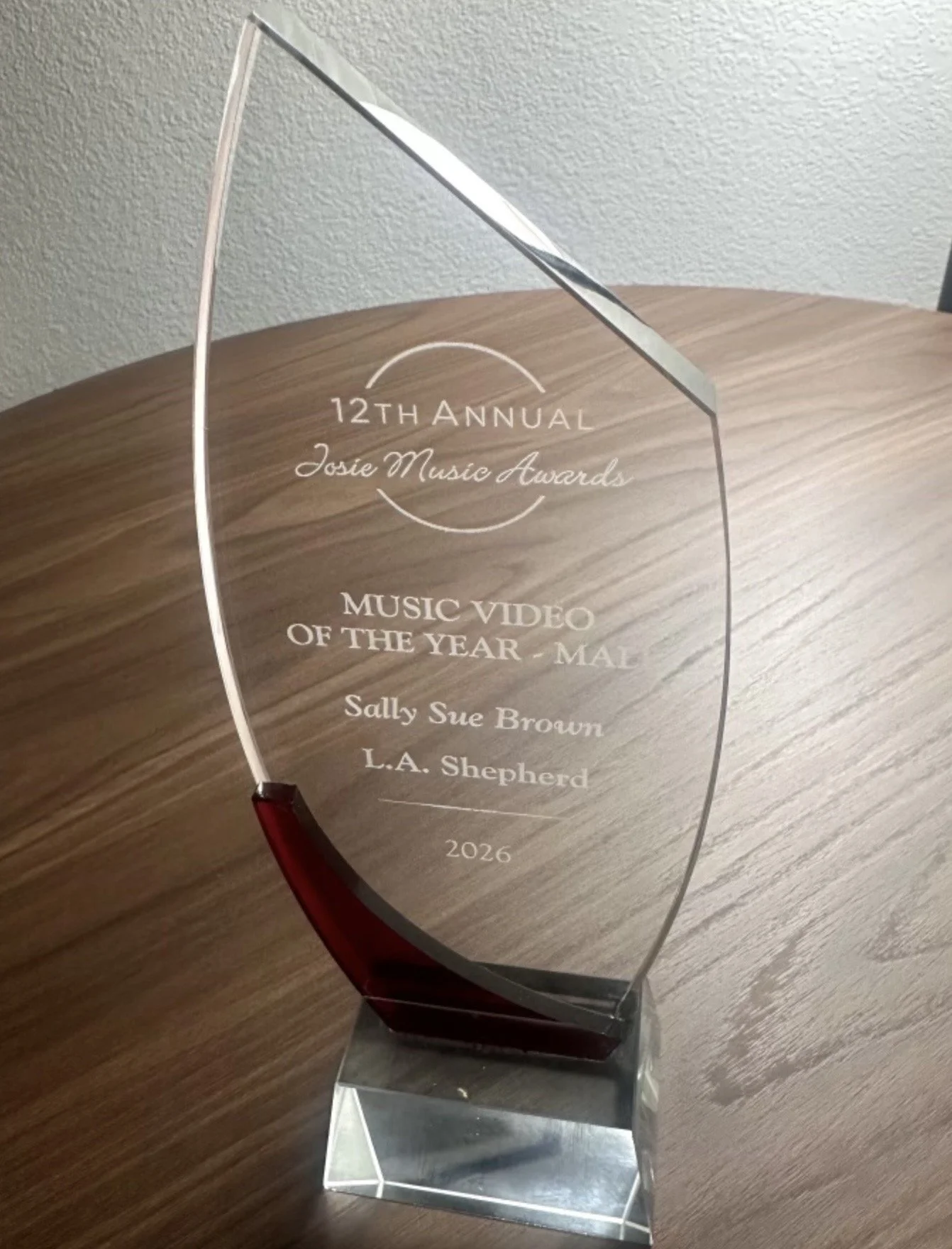 Shepherd’s ‘Sally Sue Brown’ music video wins coveted Josie Award for Male Video of the Year