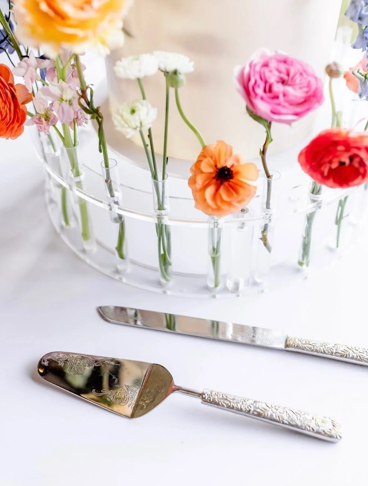 Details from this day!!!

Bride: @brookembussey |Groom: @chasesmith1014
VENUE @ | Coordinator @jazz_whitney_events  Bartender @ | DJ @e429events |
HMU@sunkissedandmadeup |PHOTO BOOTH @staroftexasphotobooth
Photographer @madisonfern_photo |CONTENT CRE