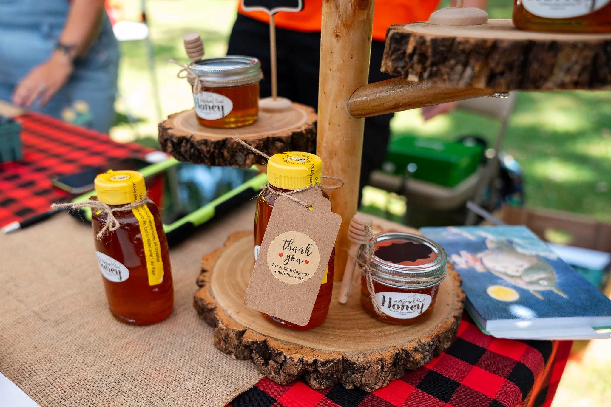 Local honey, straight from the hive. Sweeten your market day! 🍯🌿