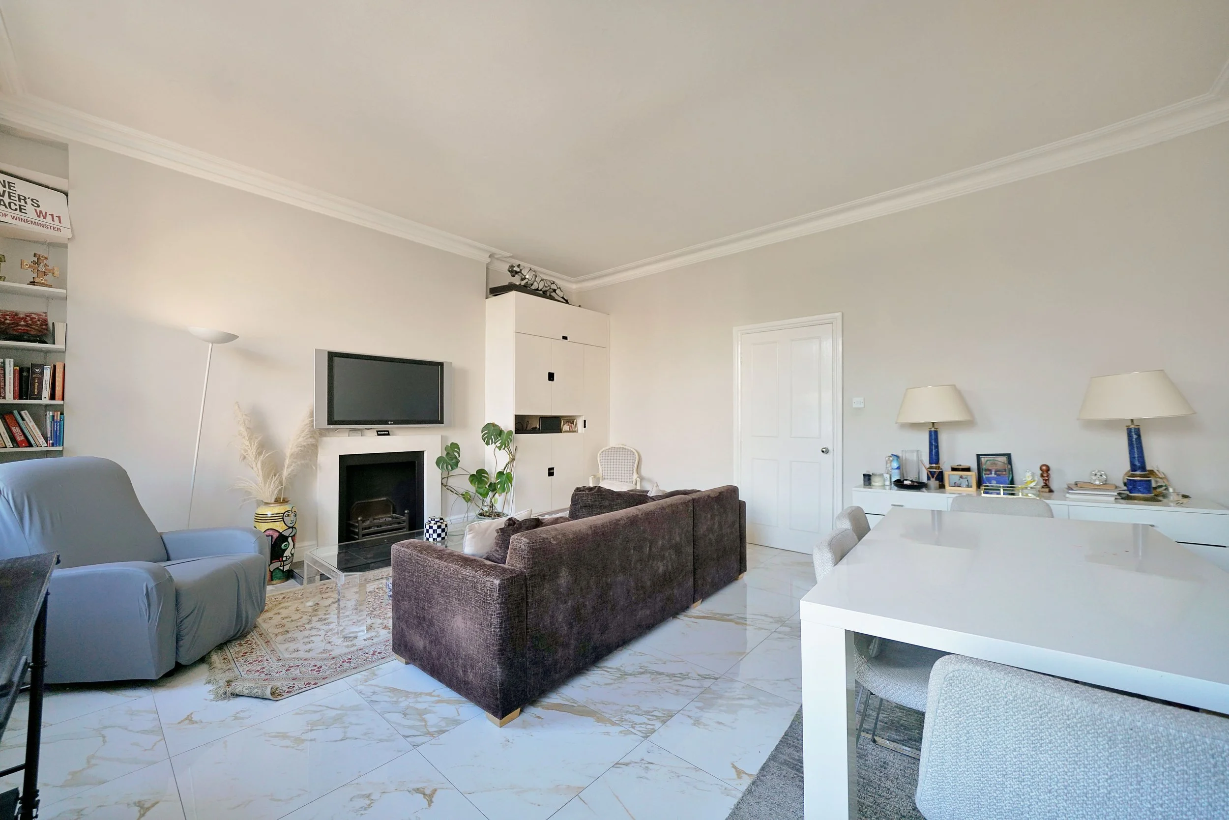 Flat 2, 4 Barker Street - kxo0MZapNy9H81BNT2ws-min.jpg