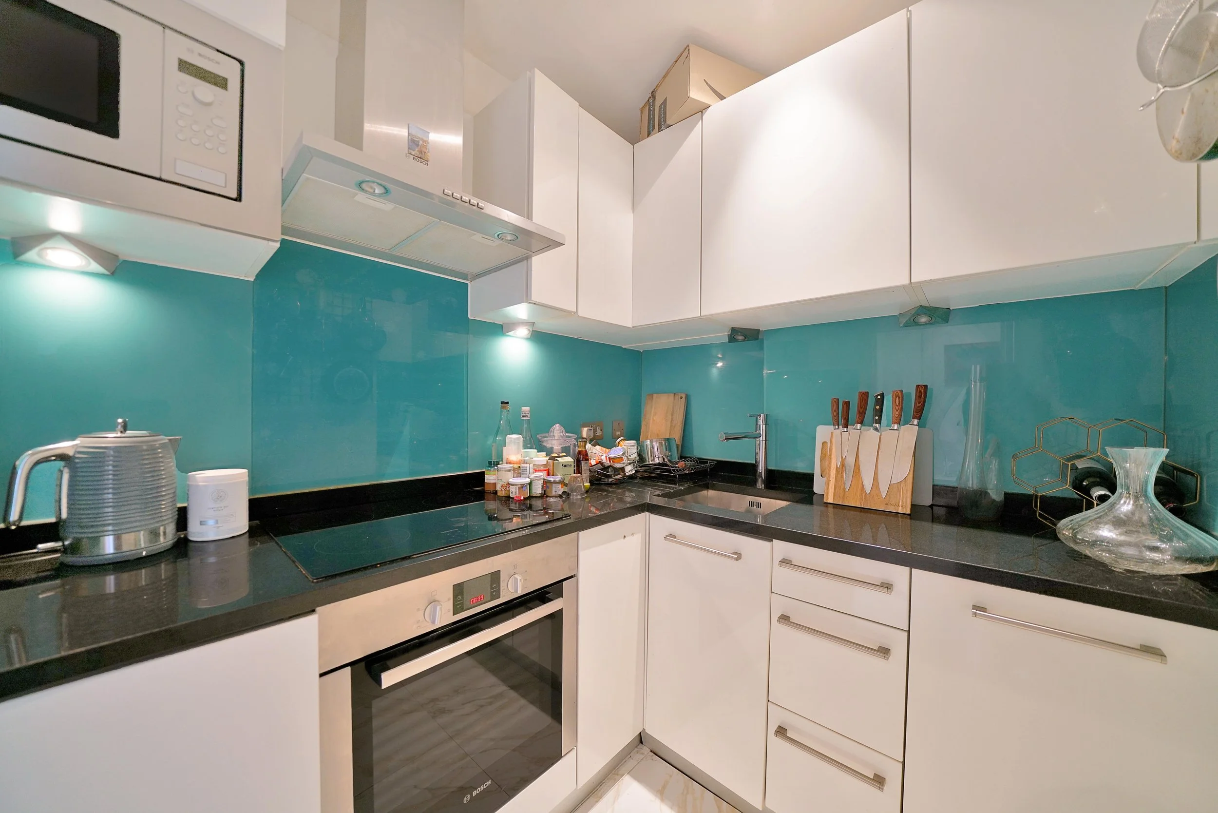 Flat 2, 4 Barker Street - 4Vca5icTfEYcGcM0UIf6-min.jpg