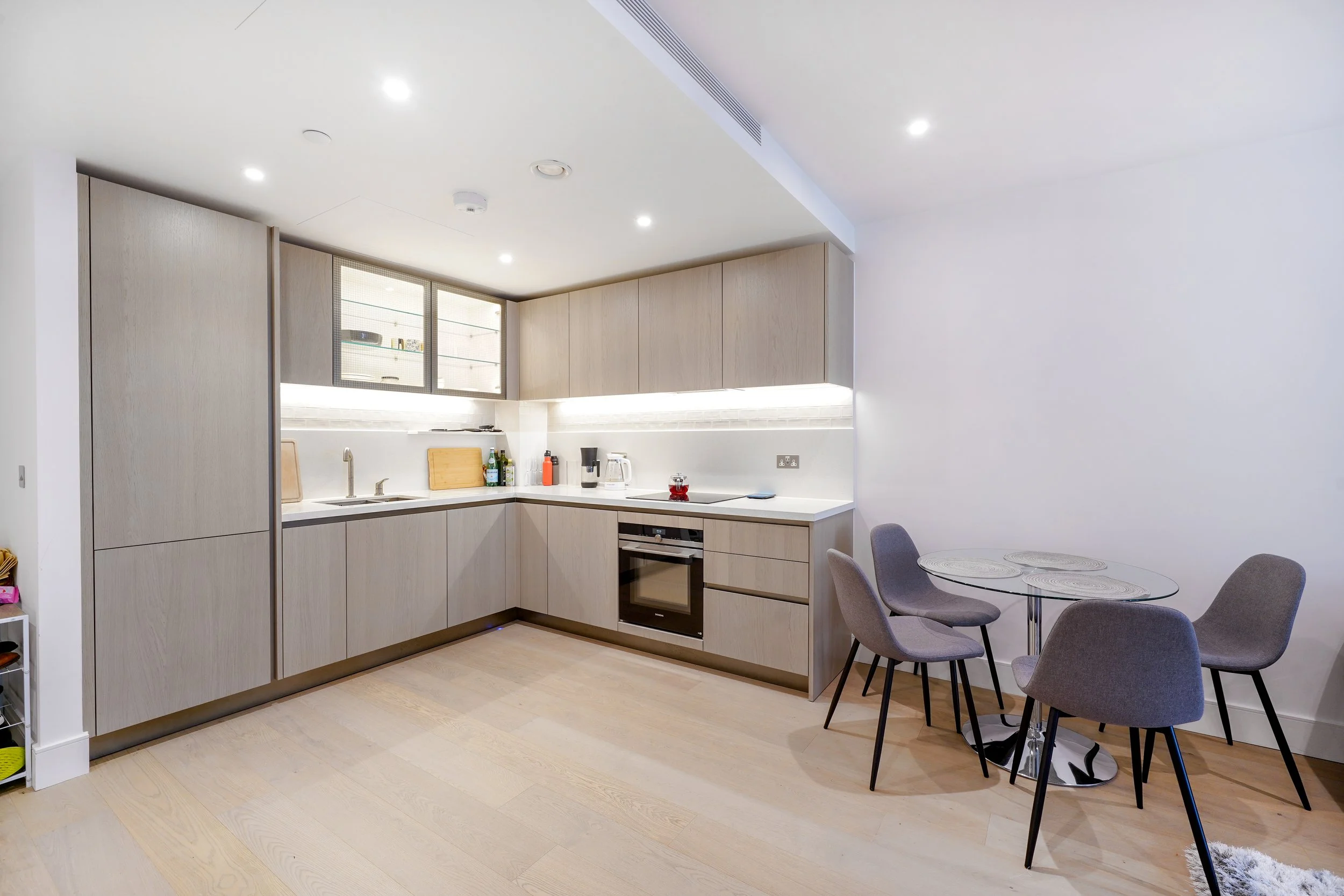 Apartment 58, Bowden House - xxaBAl0V7DupAkon4iTg.jpg