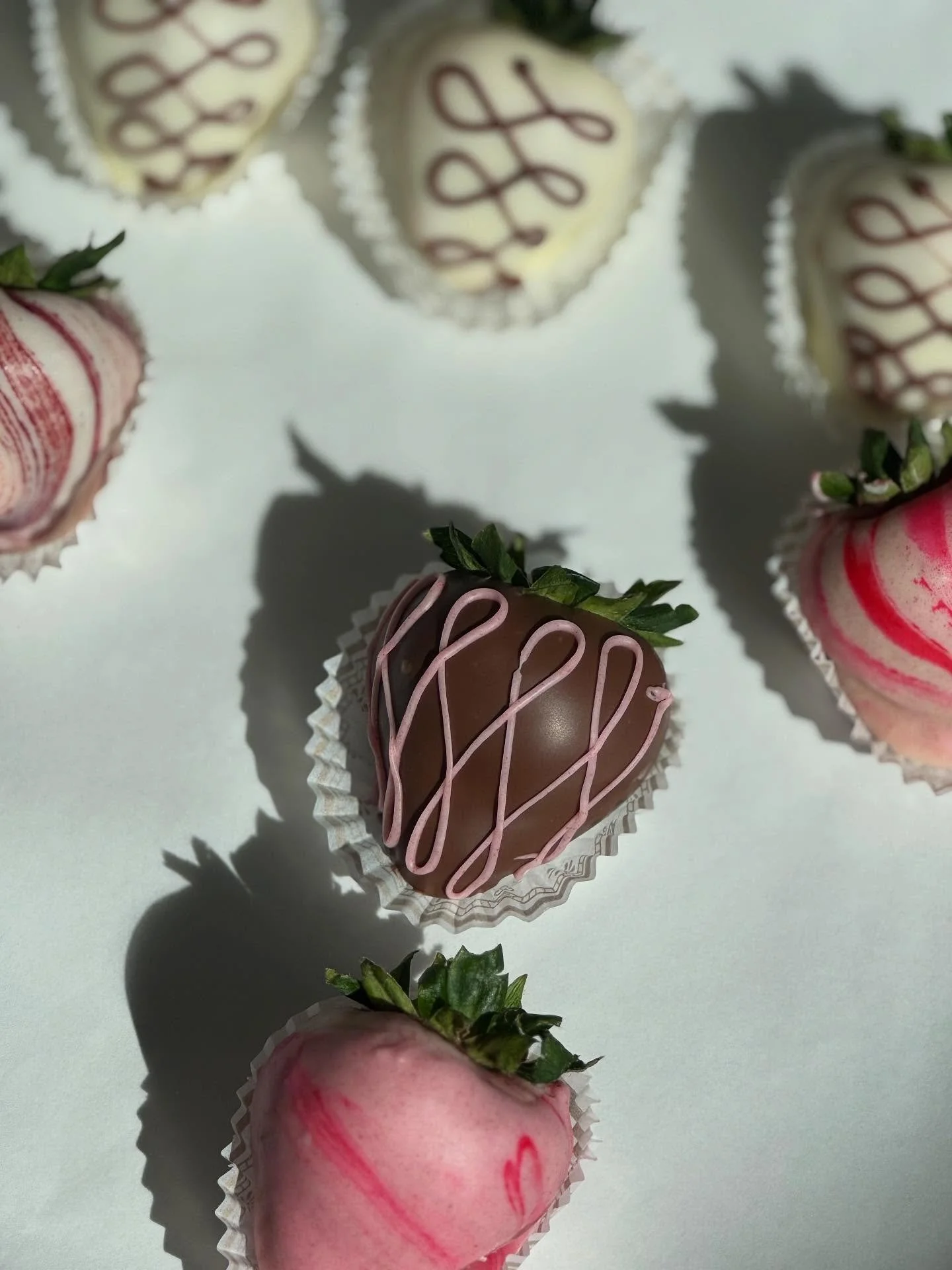 We&rsquo;ve prepared something sweet for Thanksgiving! 🍂🍫

Our chocolate-covered strawberries are a perfect way to say thank you and share a little love.
Delight your loved ones &mdash; or treat yourself to this simple gift of gratitude. 💝

Availa