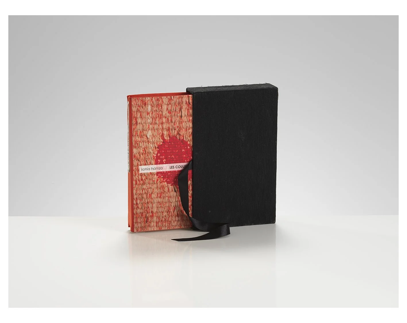 Other accordion version with outside featuring The Colours of Tokyo and inside featuring the Colour of (Conflicting) Feelings