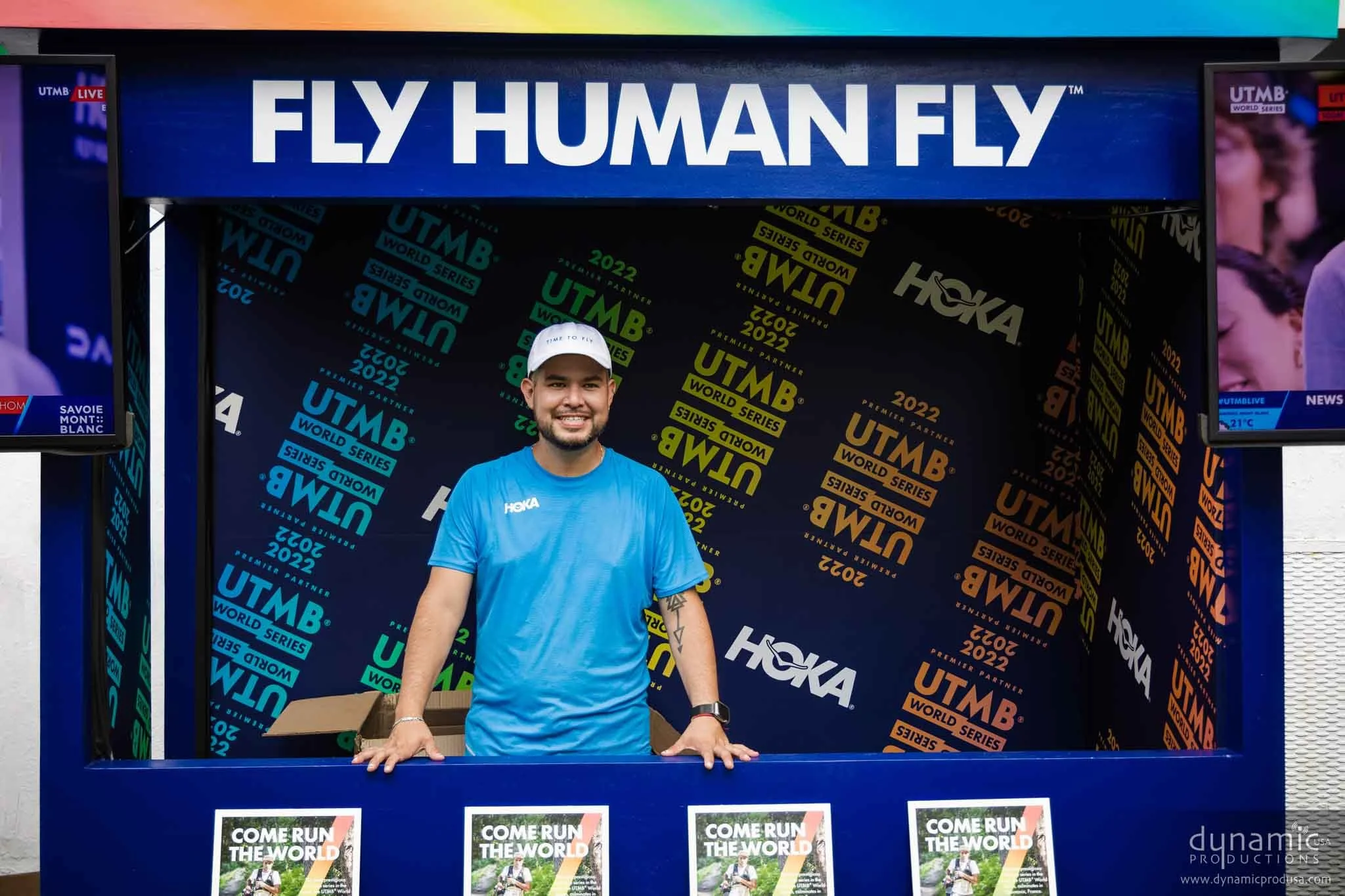 2022 - Hoka Pop Up-18_lowres.jpg