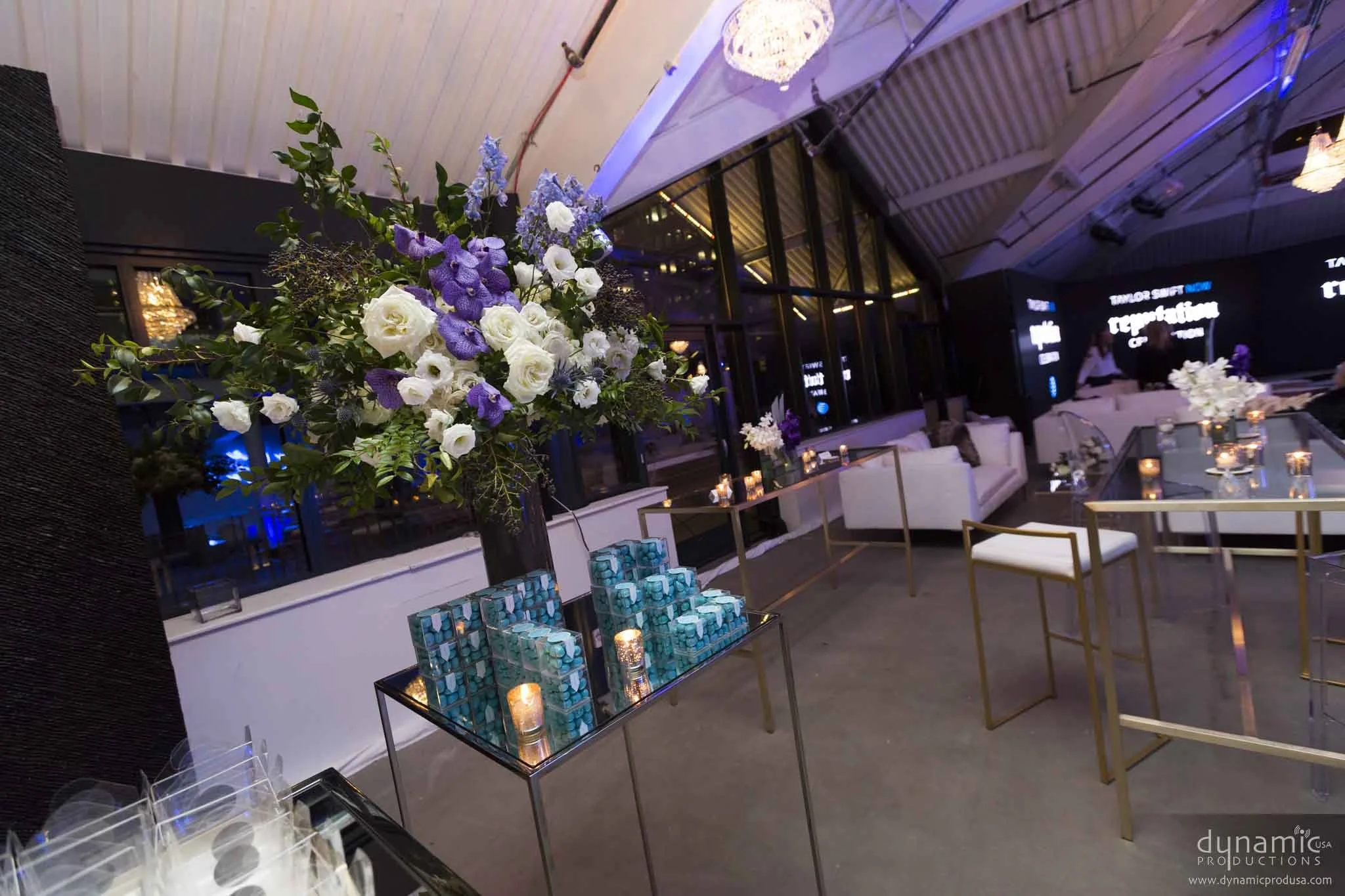 2017 - Taylor Swift LED Tunnel_27_lowres.jpg