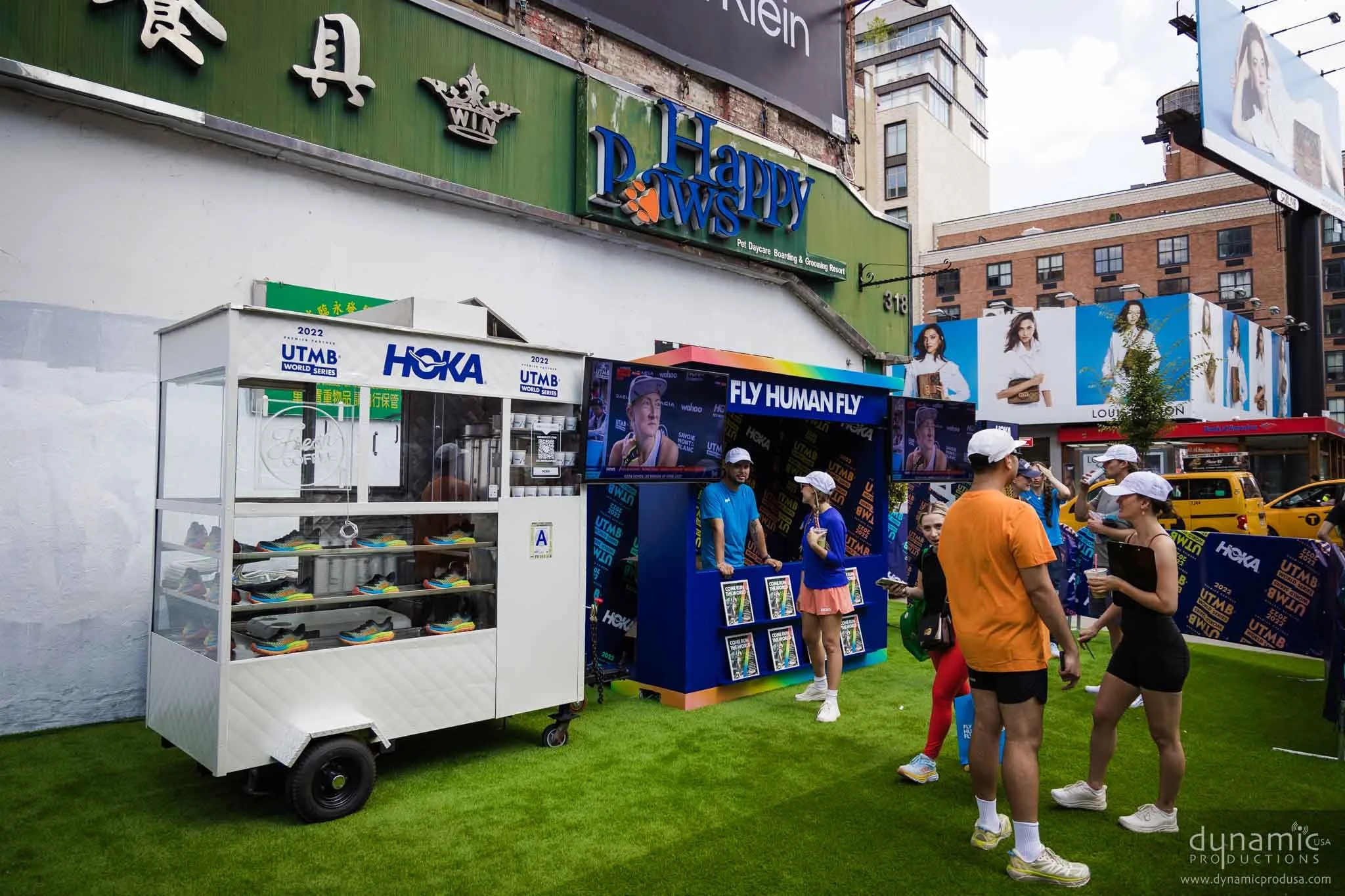 2022 - Hoka Pop Up-2_lowres.jpg