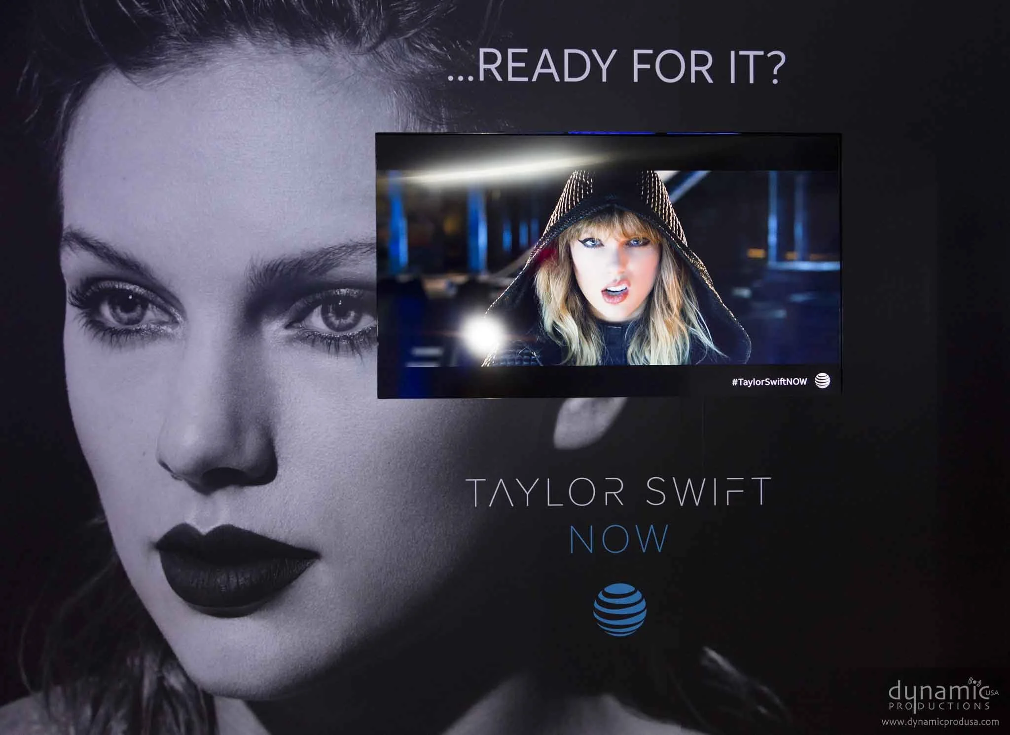 2017 - Taylor Swift LED Tunnel_85z-lowres.jpg